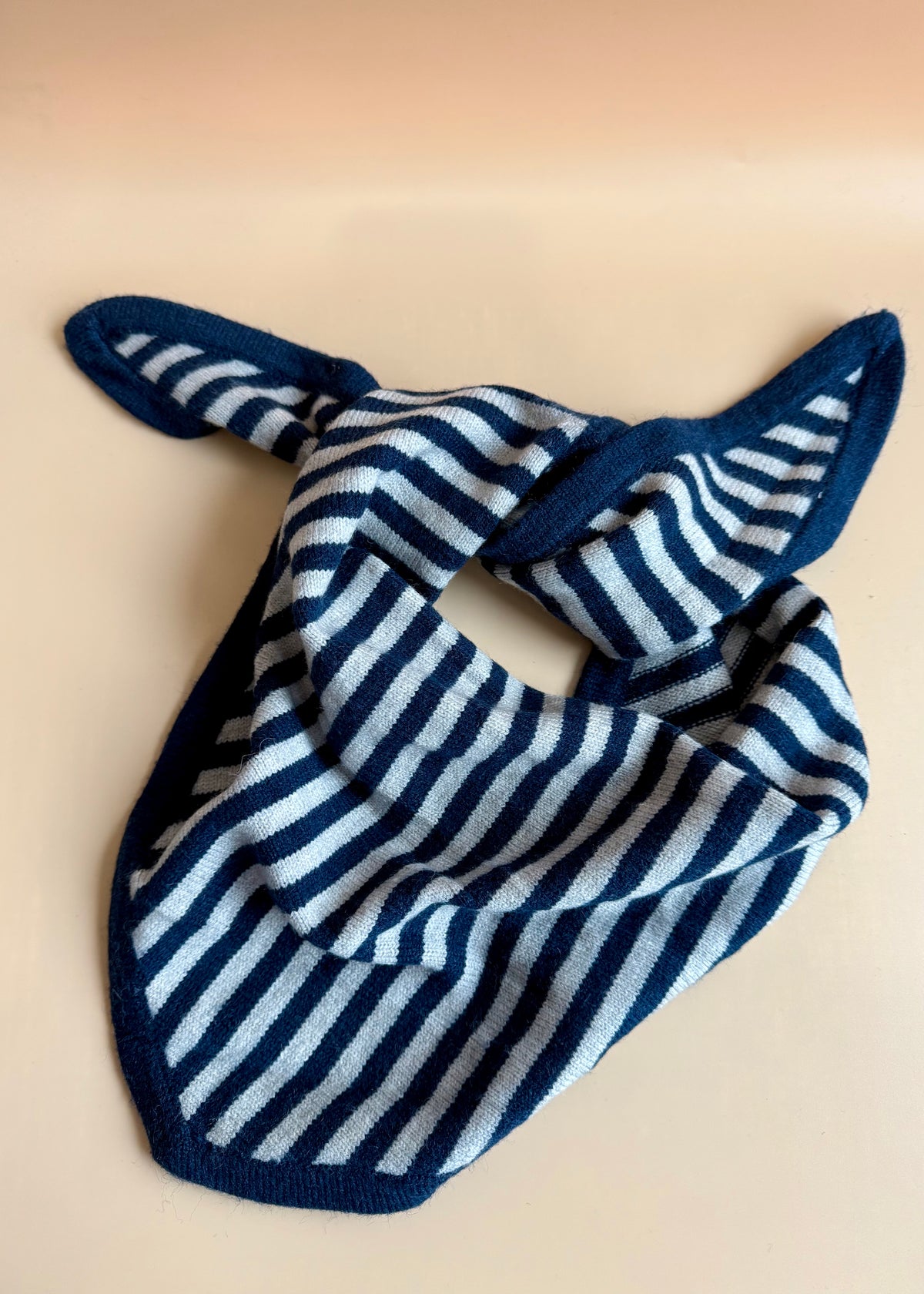 Dreieckstuch 'Navy-Grau'