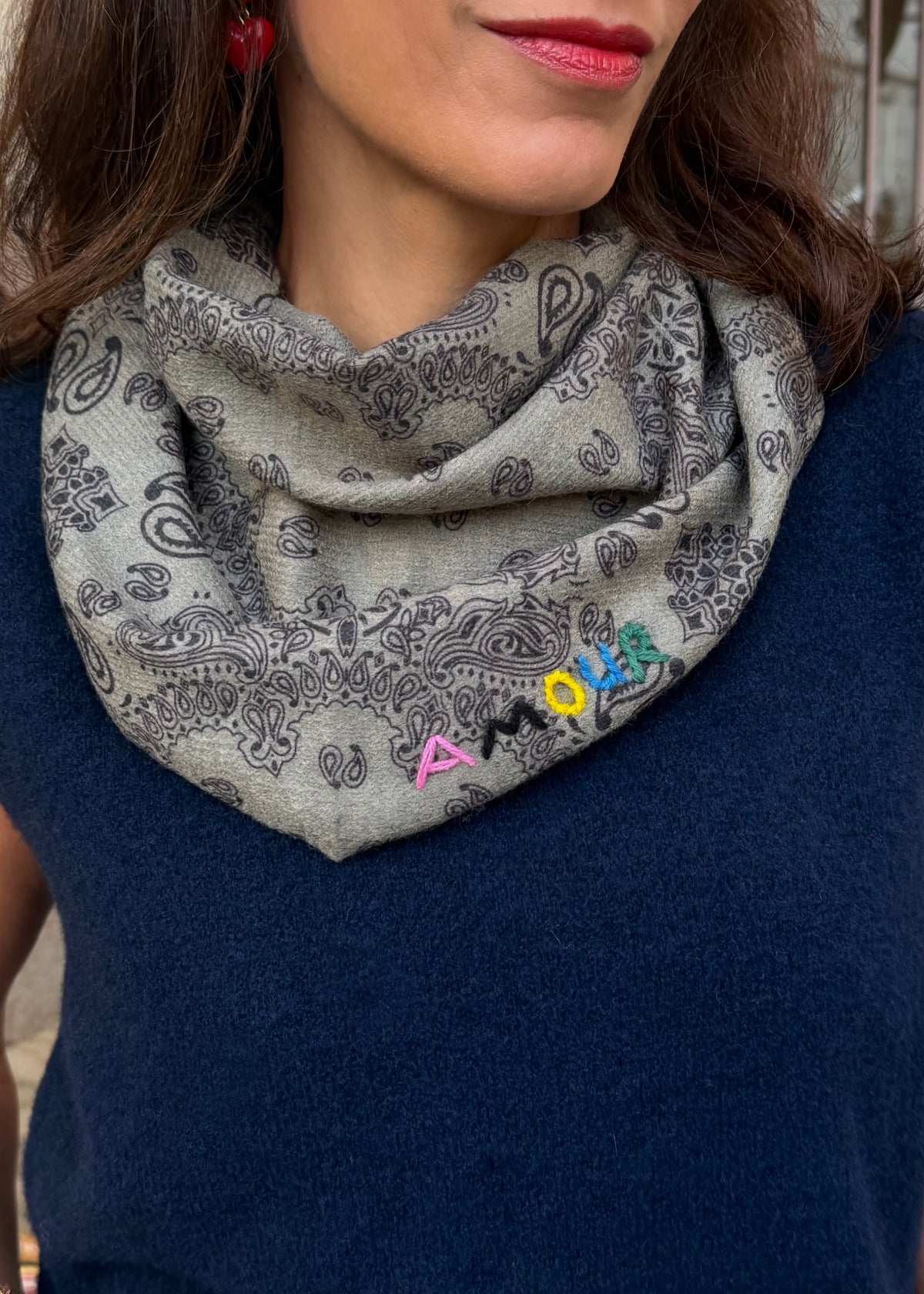 Amour Dreieckschal mit Ornamenten 'Grau'