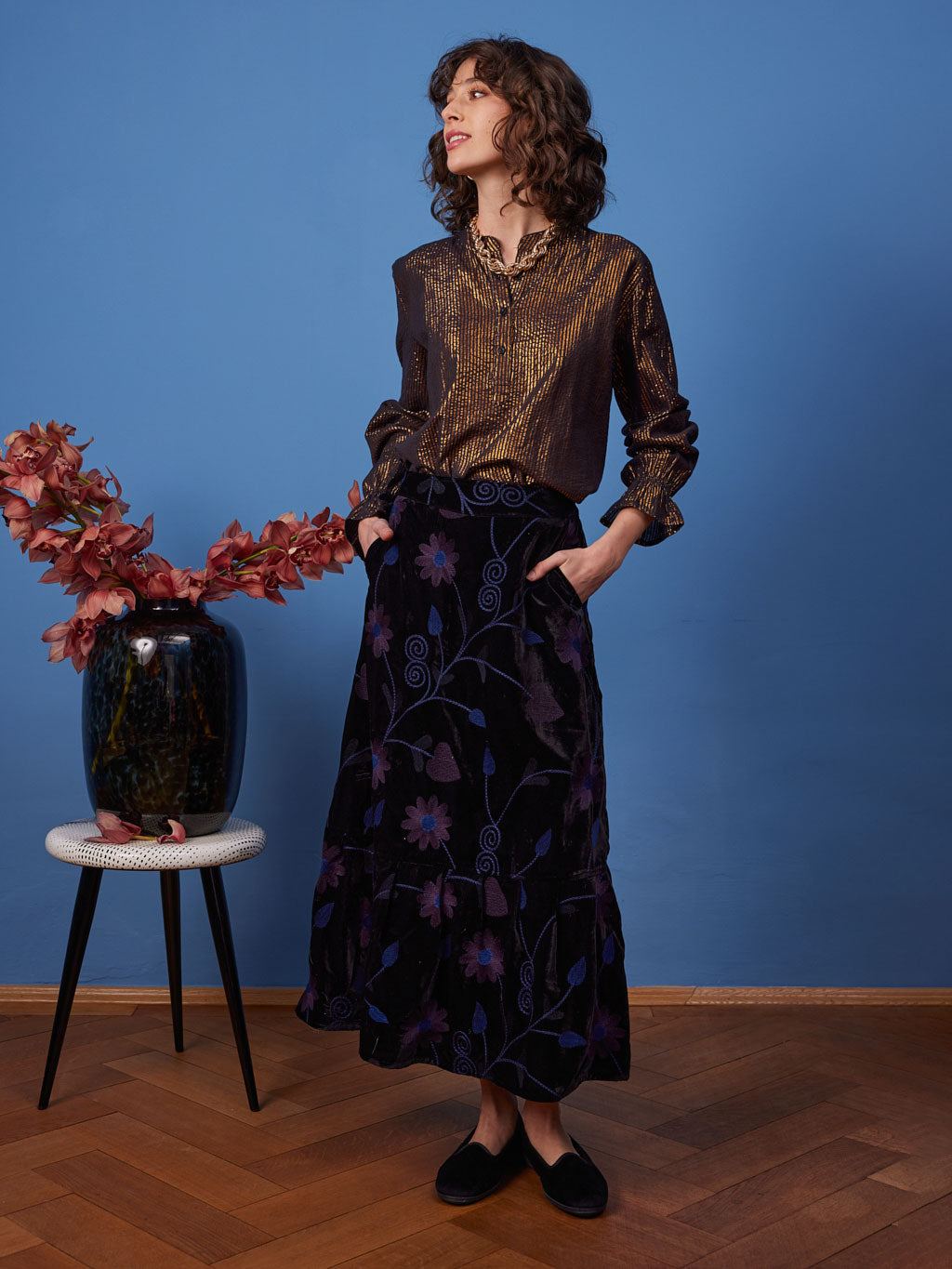 Daffodile Skirt Black Daisy Embroidery