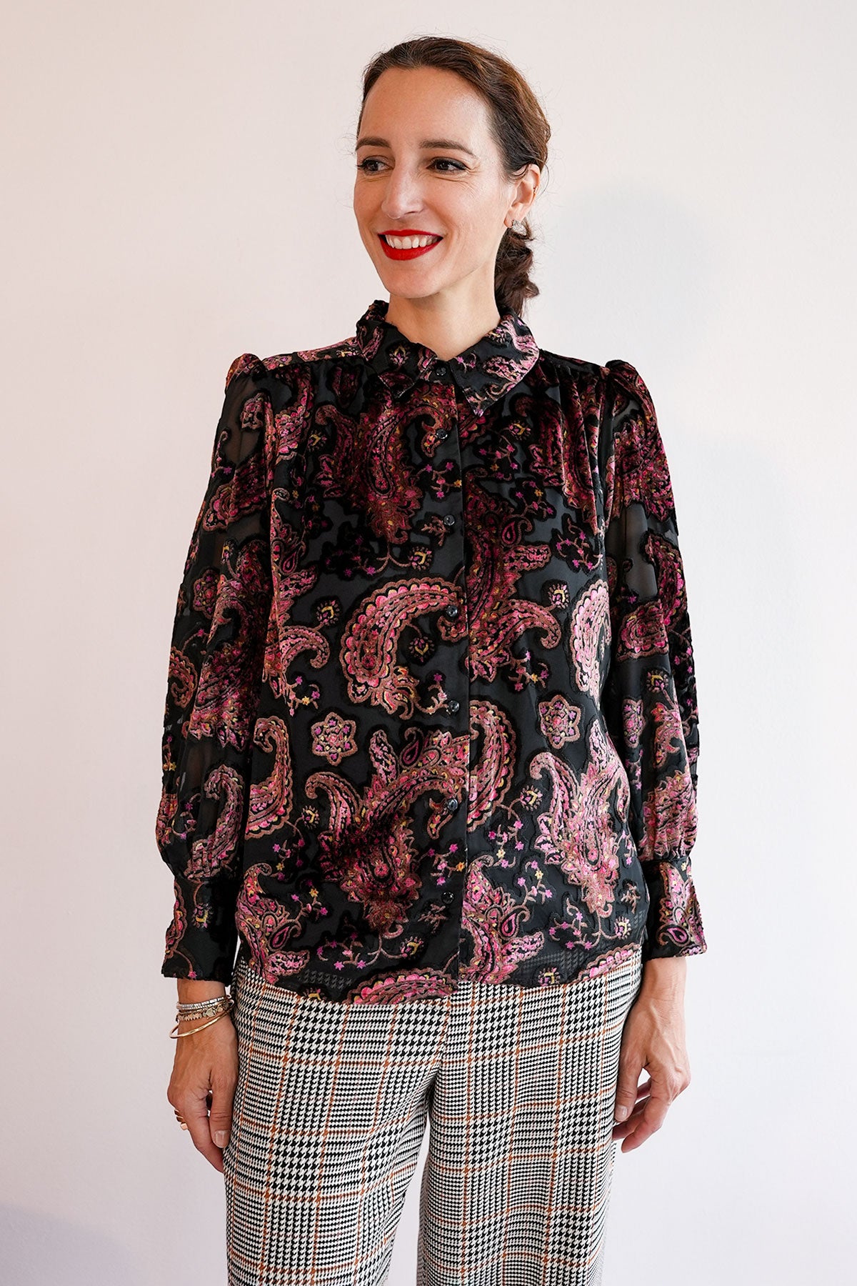 Paisley Jacquardbluse mit Samtdetails