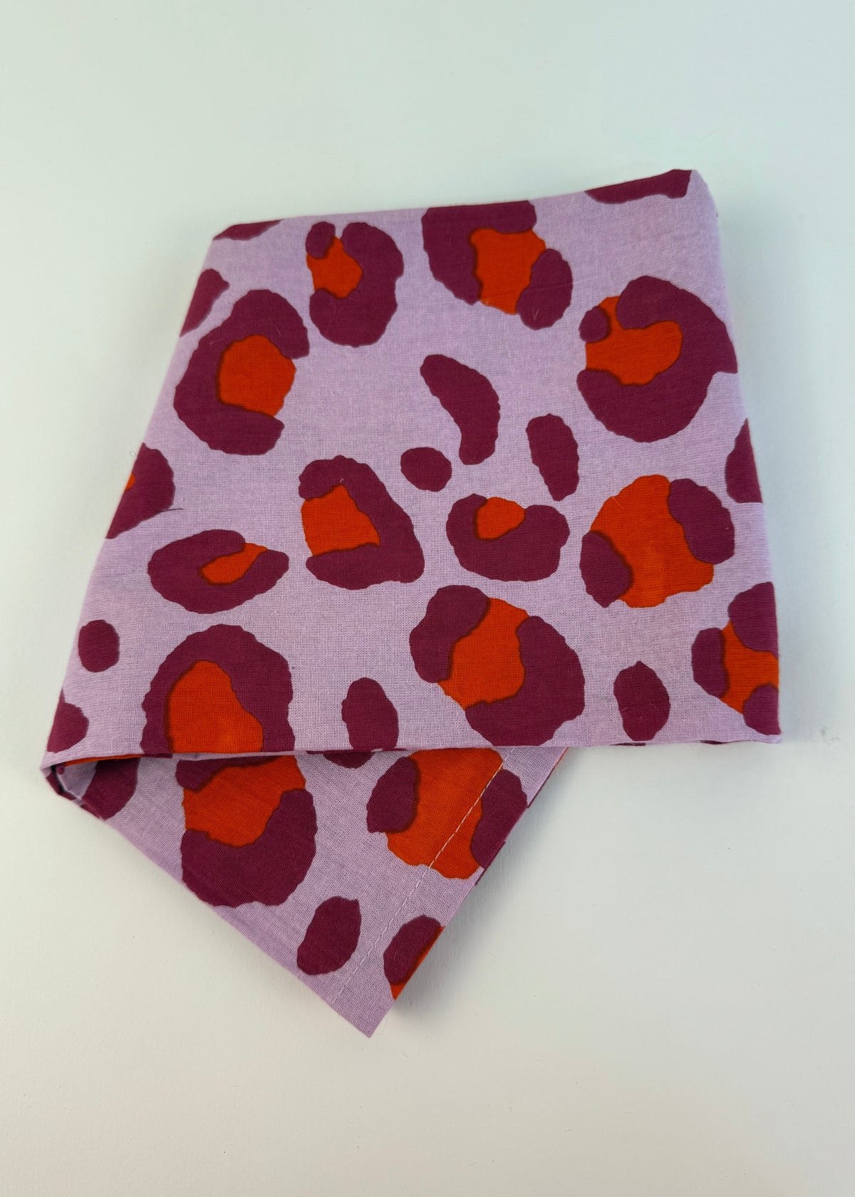 Geschirrtuch 'Leo-Flieder'