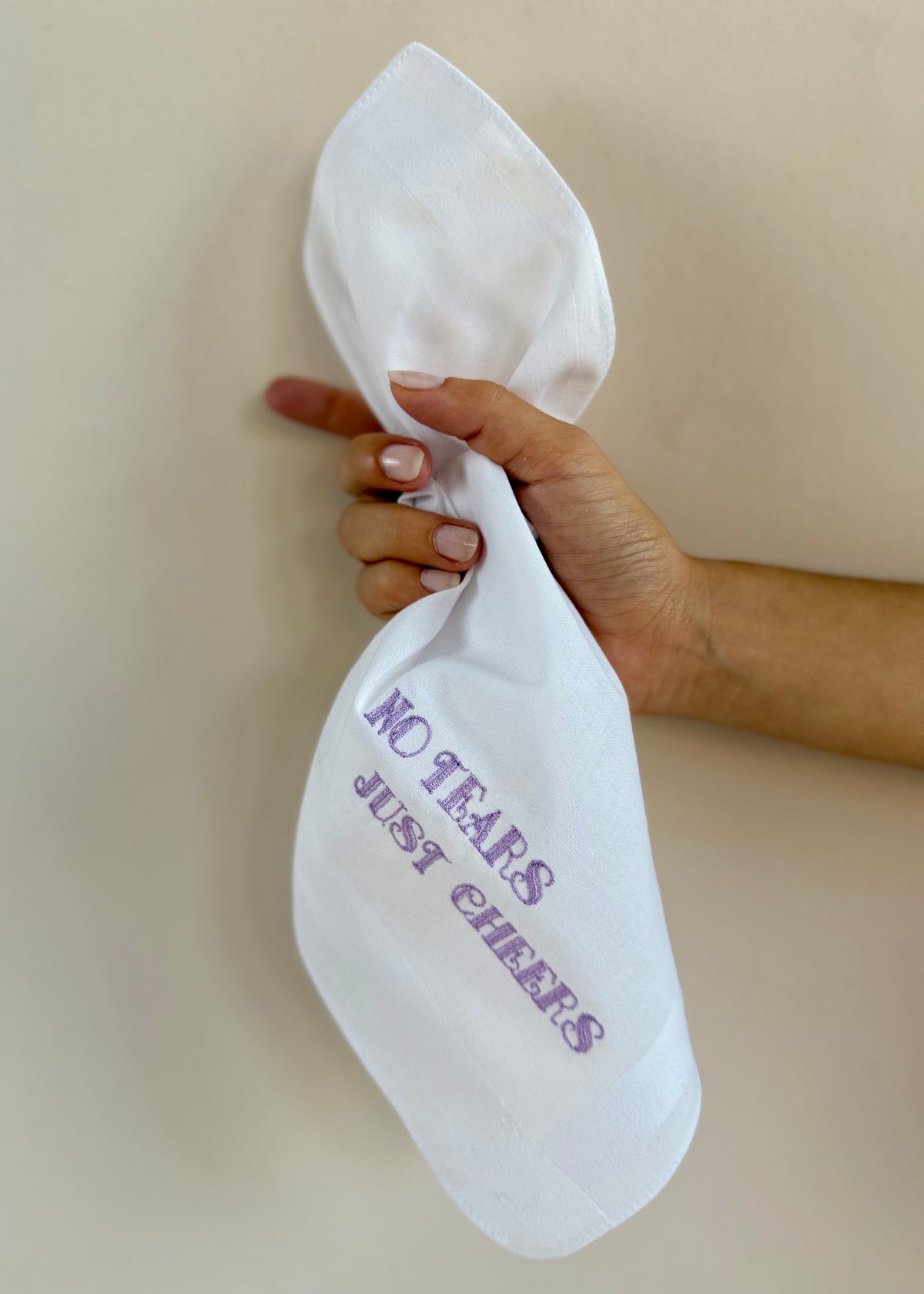 Taschentuch 'No Tears Just Cheers'