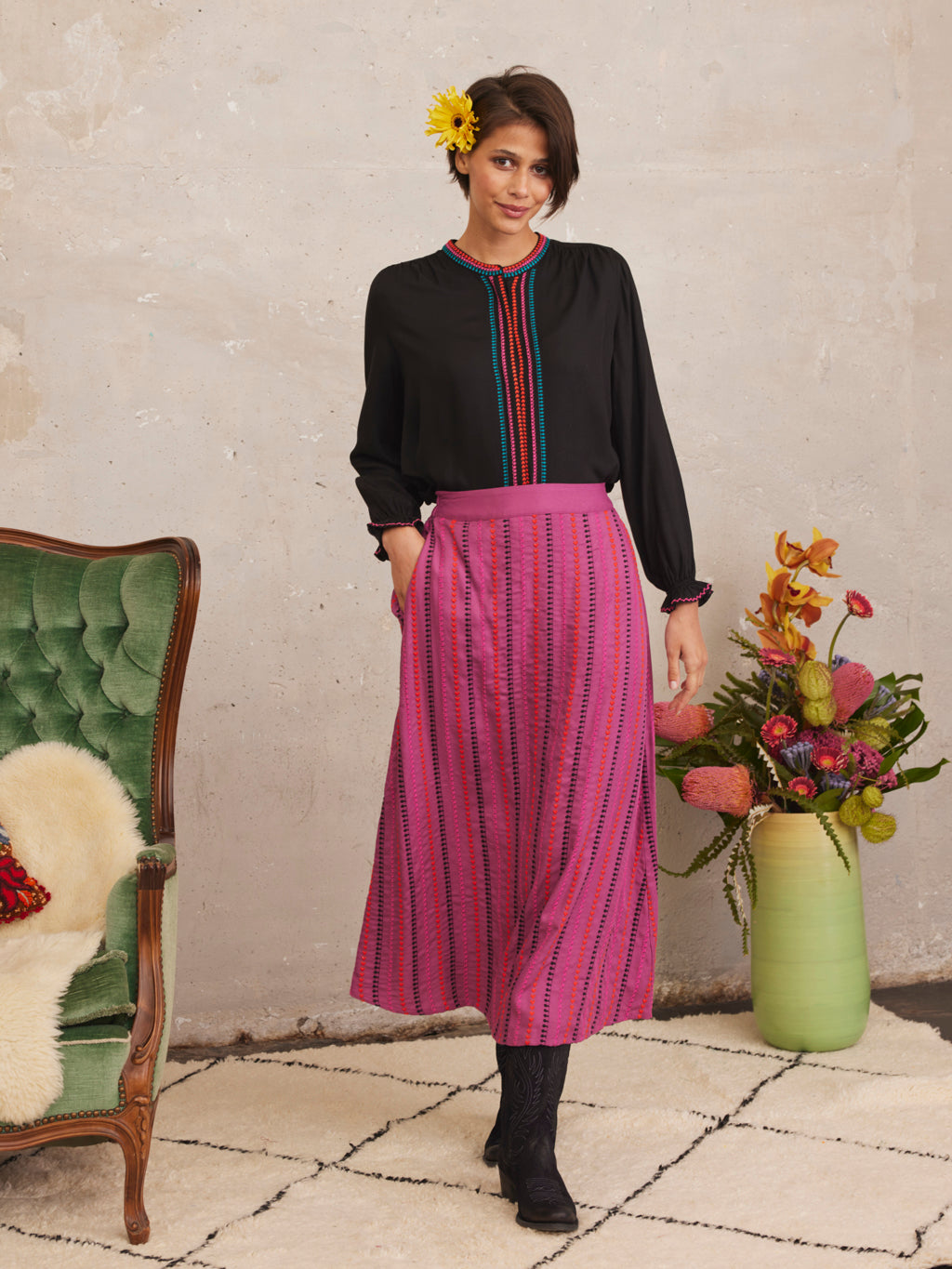 Gerbera Skirt Berry Line Embroidery