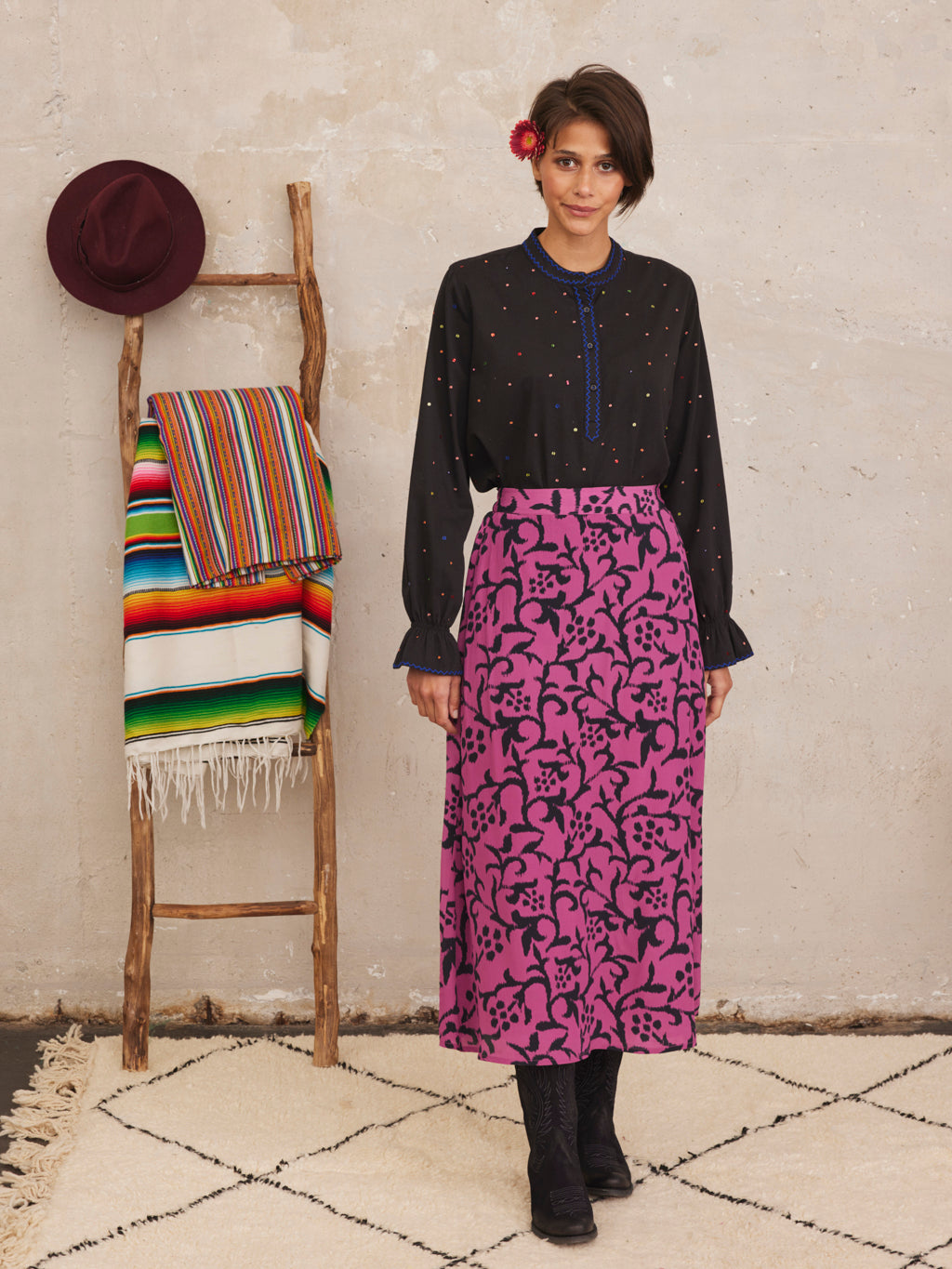 Gerbera Skirt Ikat Berry Black
