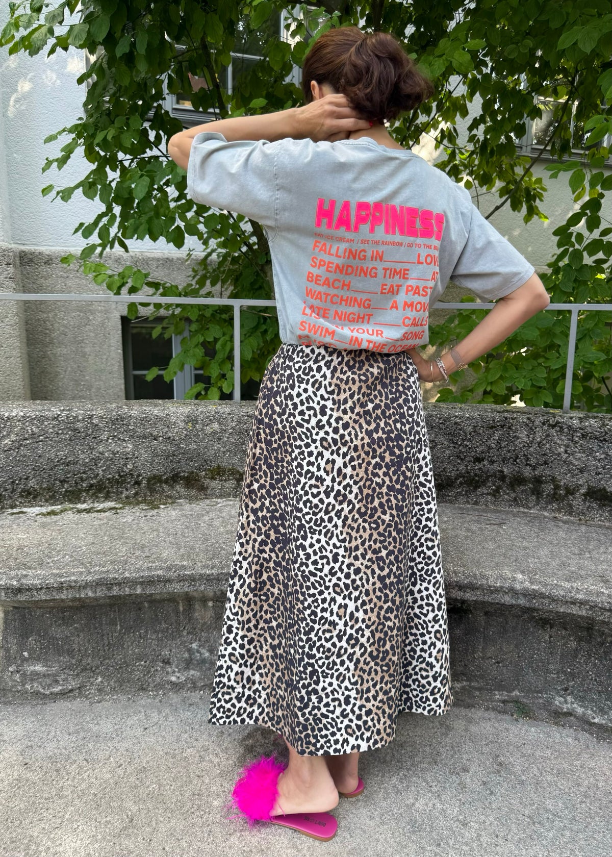 T-Shirt &#39;Happiness&#39; Grau