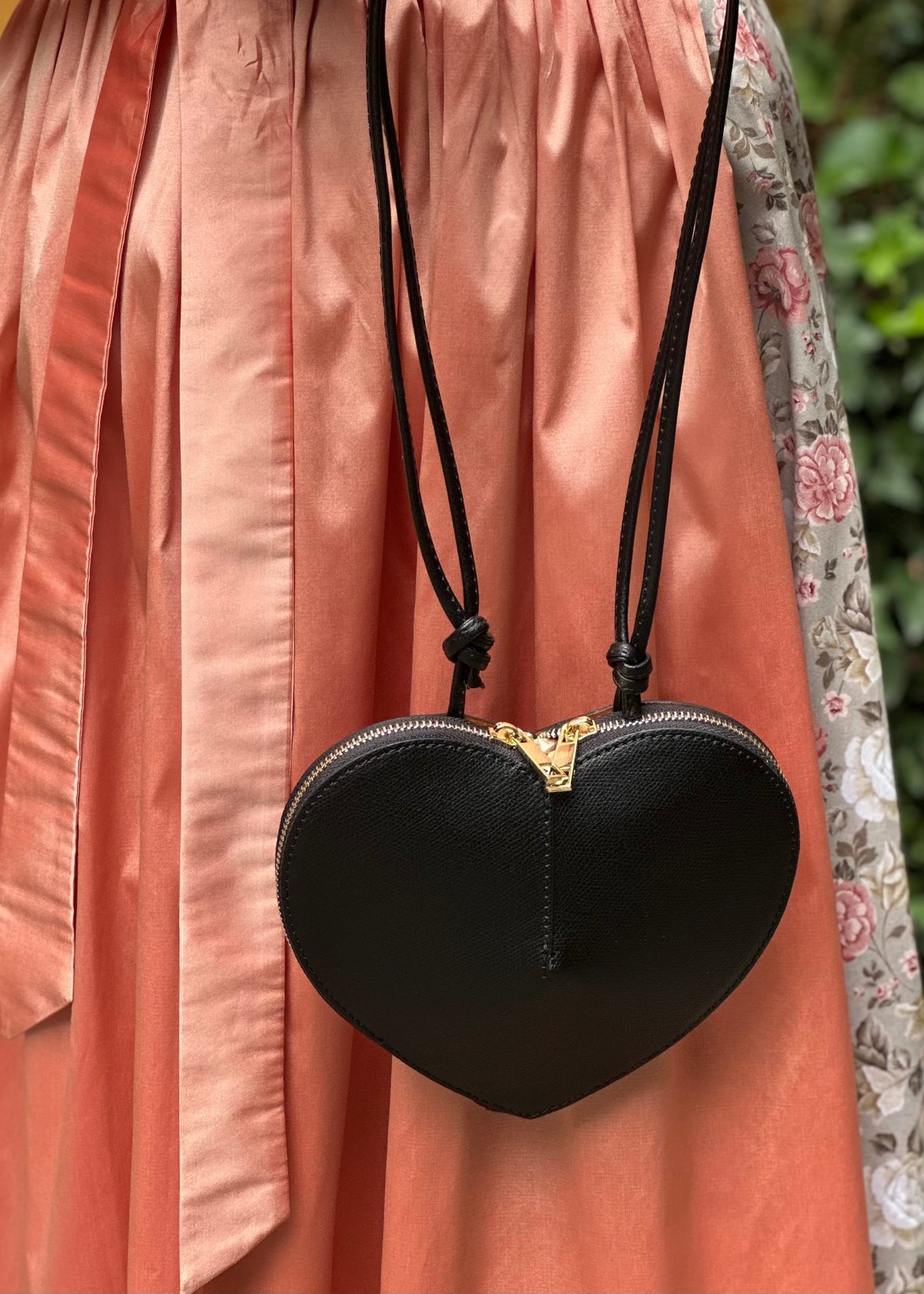 Schultertasche &#39;Herz&#39; Schwarz