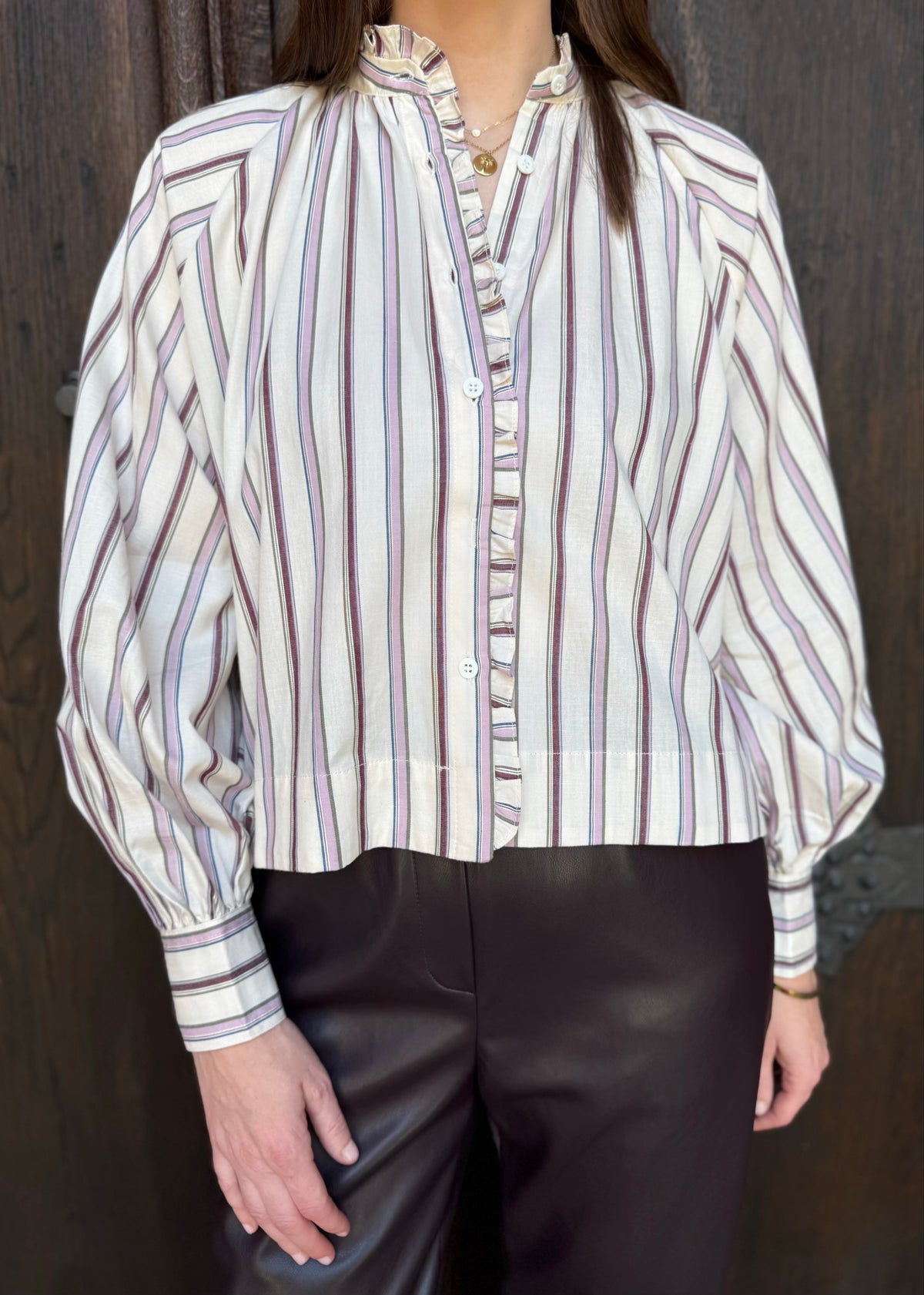 Bluse mit Rüschenkragen