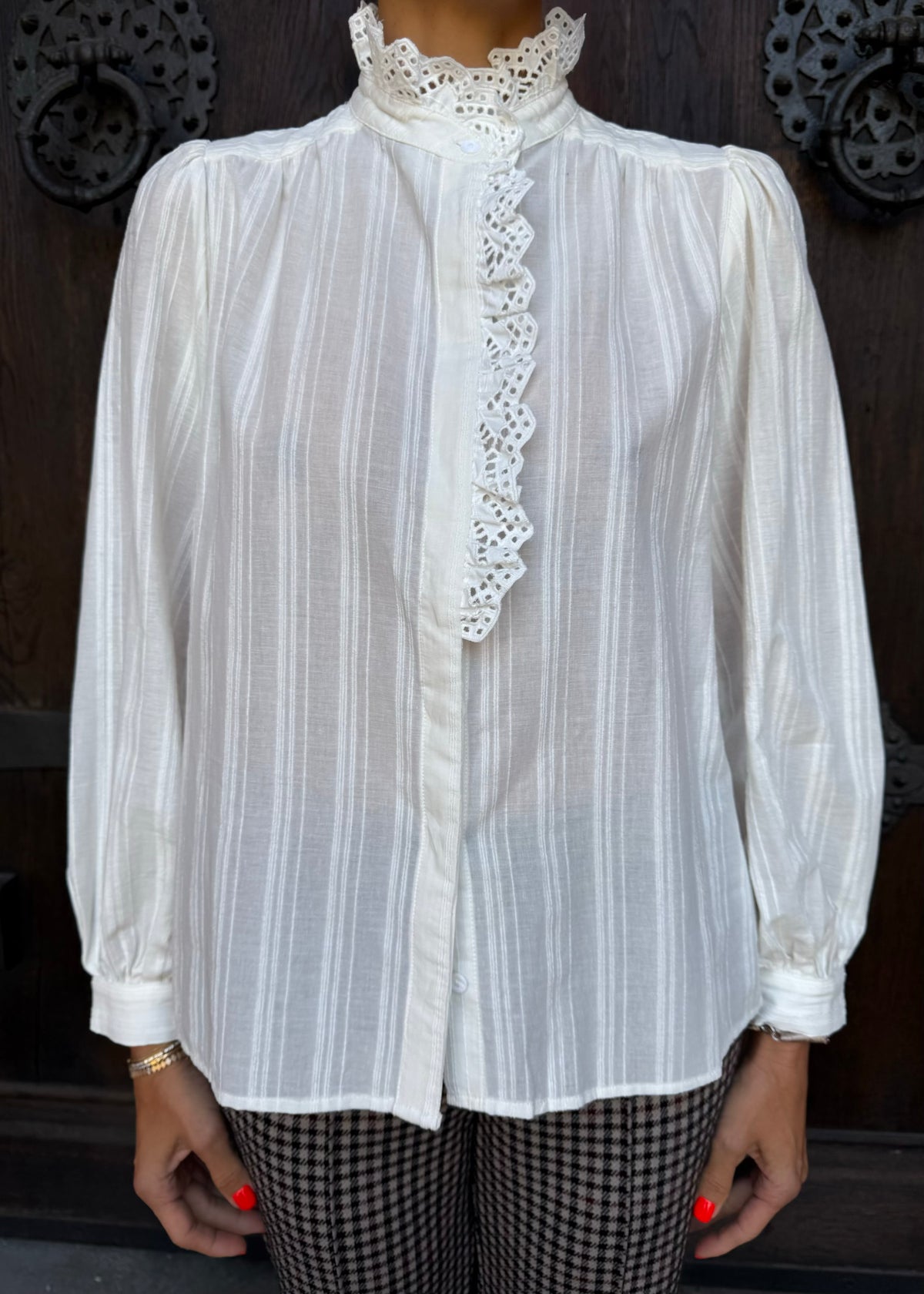 Bluse mit Sangallo-Spitze