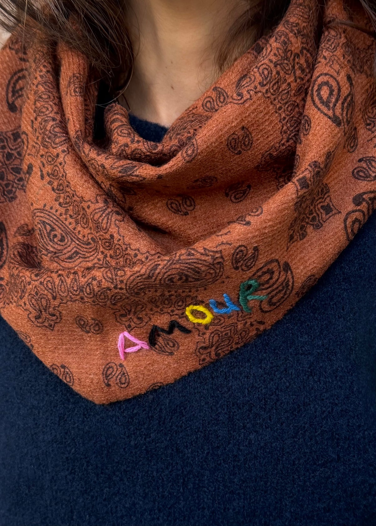 Amour Dreieckschal mit Ornamenten 'Braun'