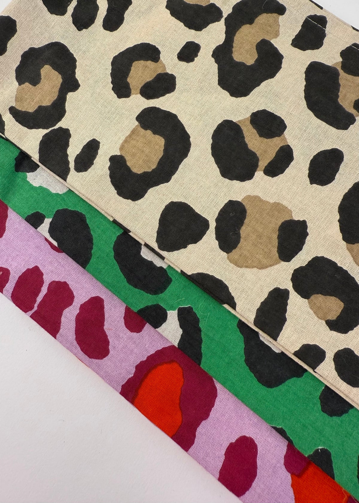 Geschirrtuch 'Leo-Flieder'