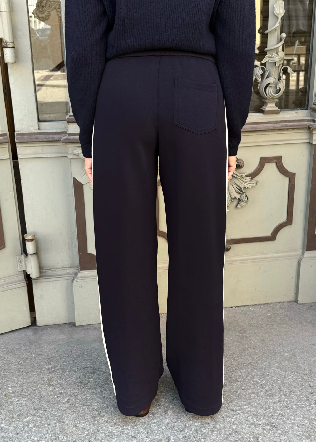 Schlupfhose mit Seitenstreifen