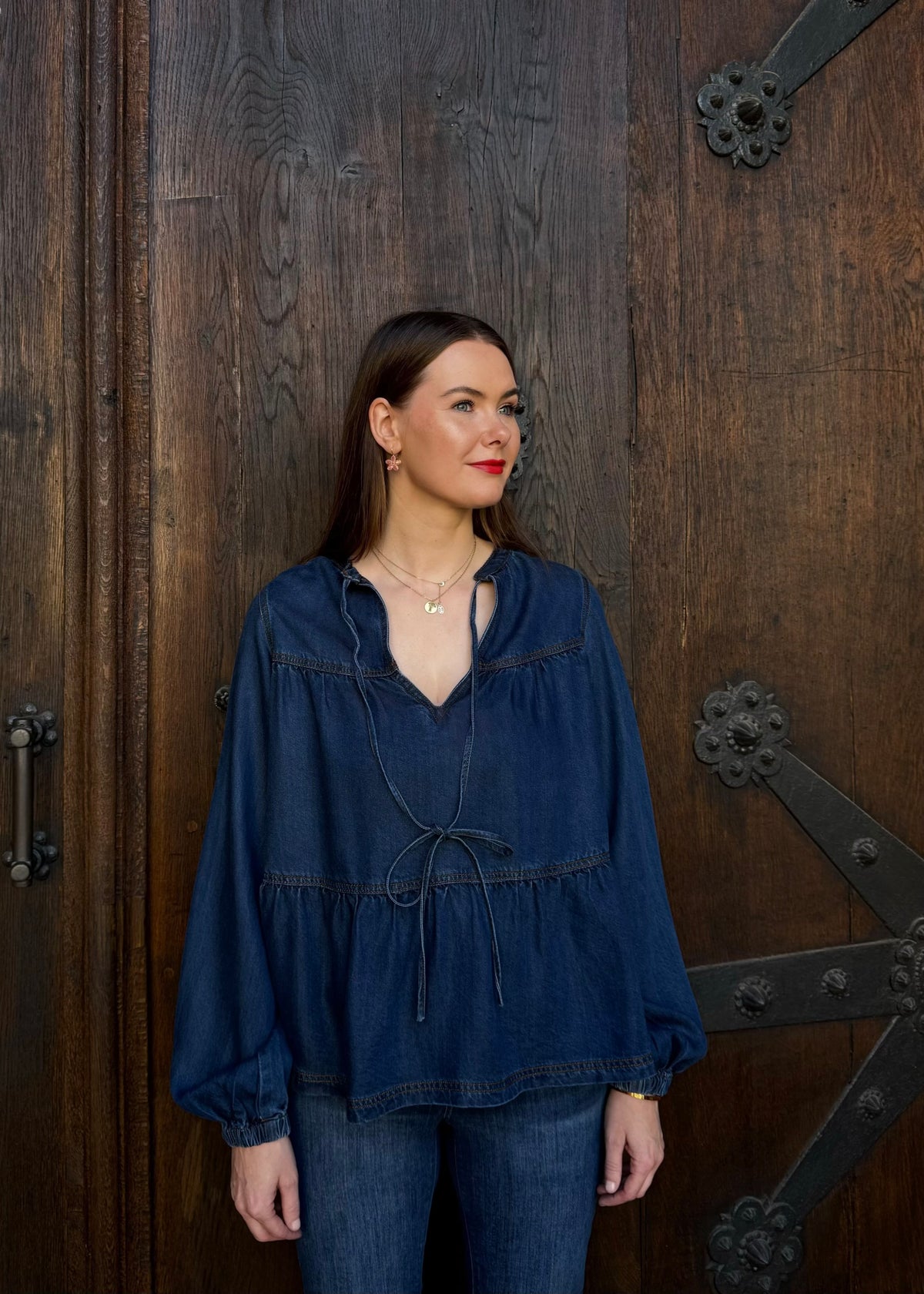 Jeansbluse mit Volants