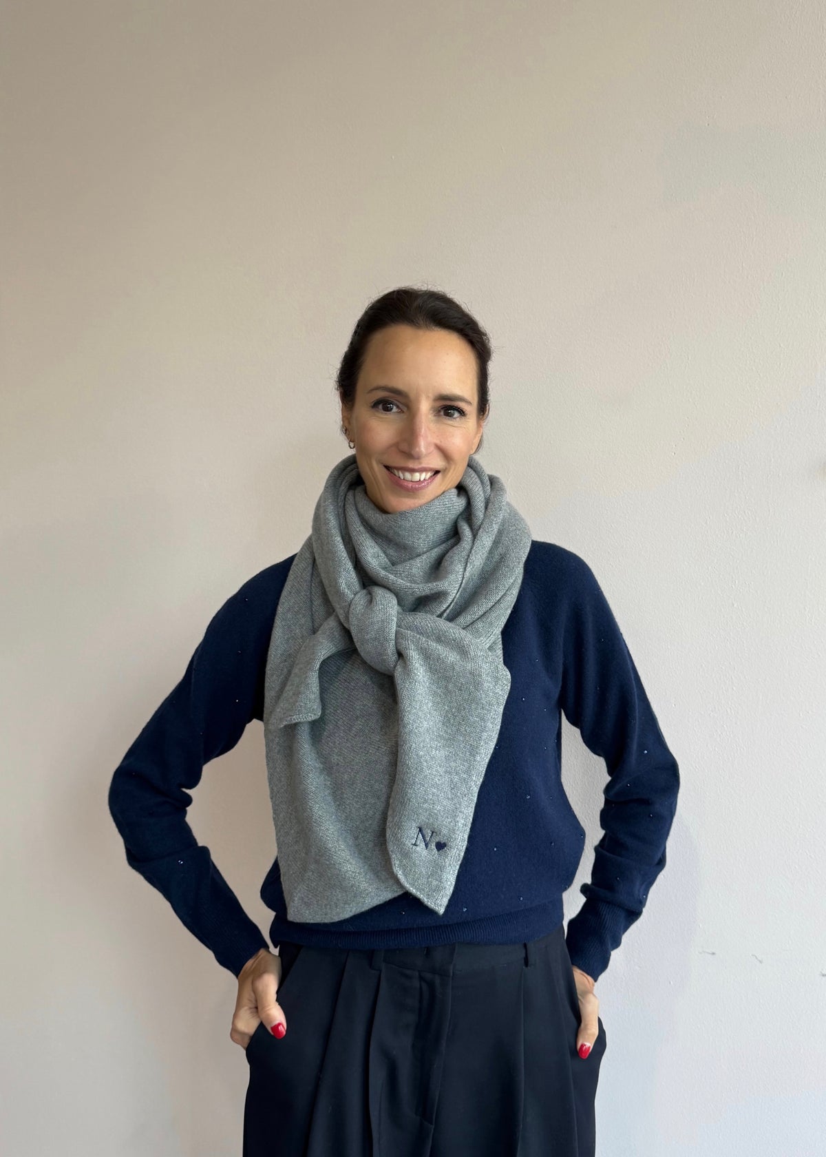 Kaschmirschal Grau personalisiert