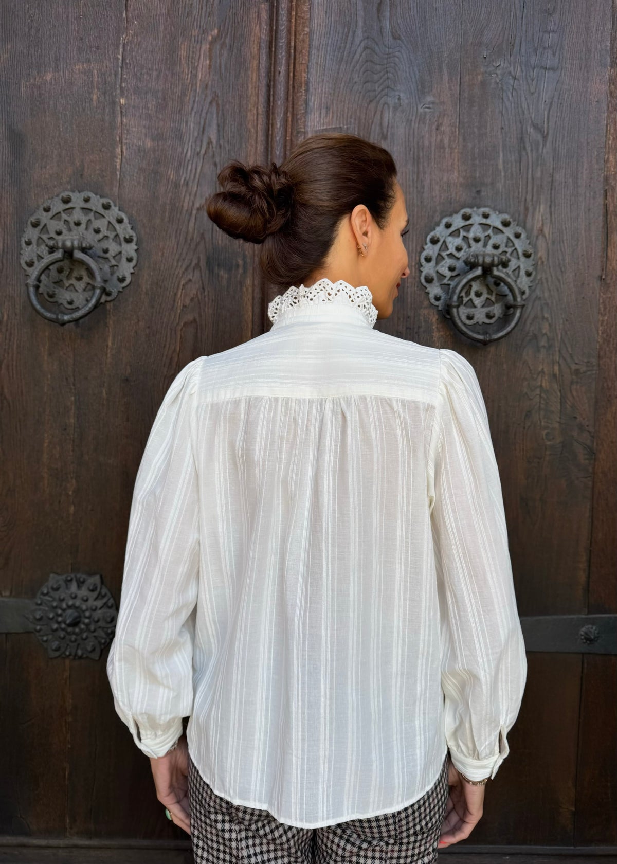 Bluse mit Sangallo-Spitze