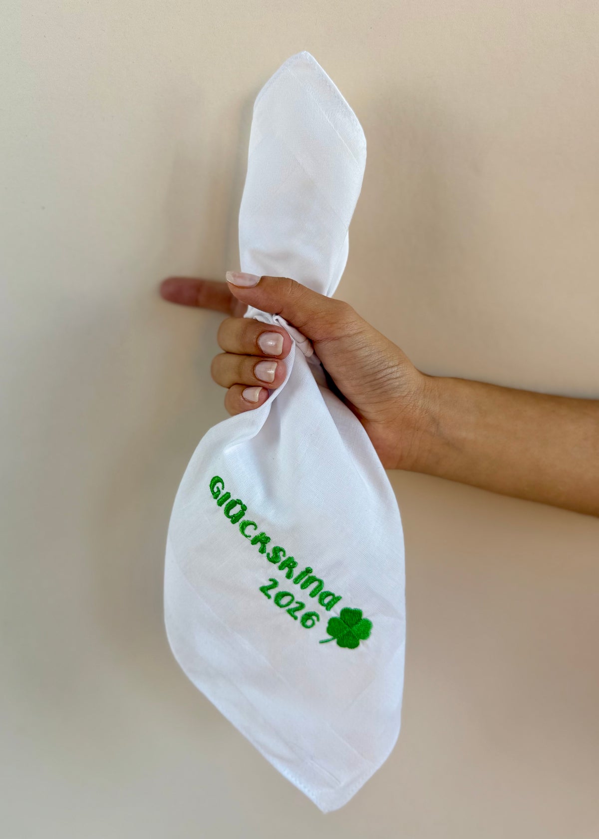 Taschentuch 'Glückskind 2026'