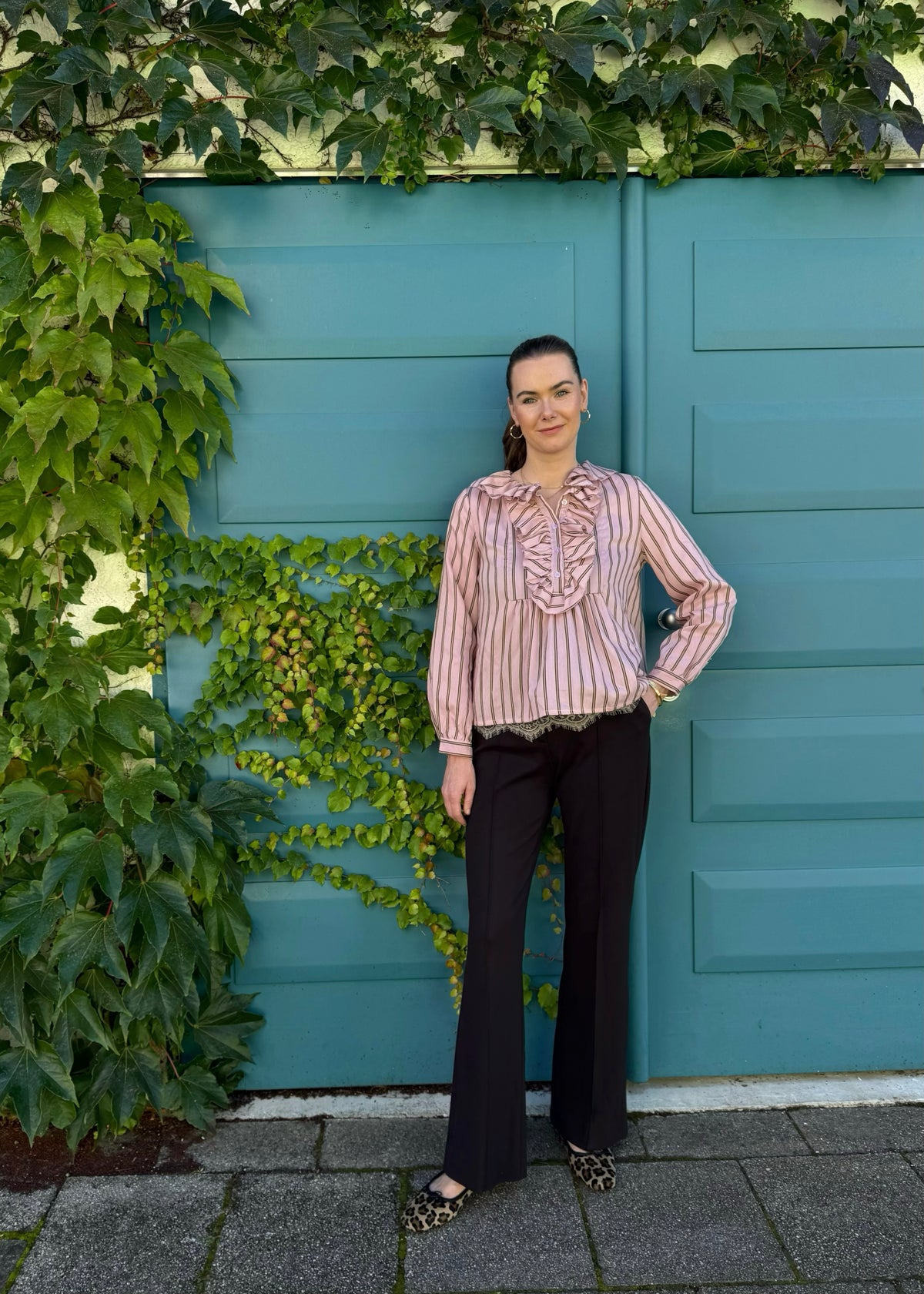 Bluse mit Volant &#39;Rosé&#39;