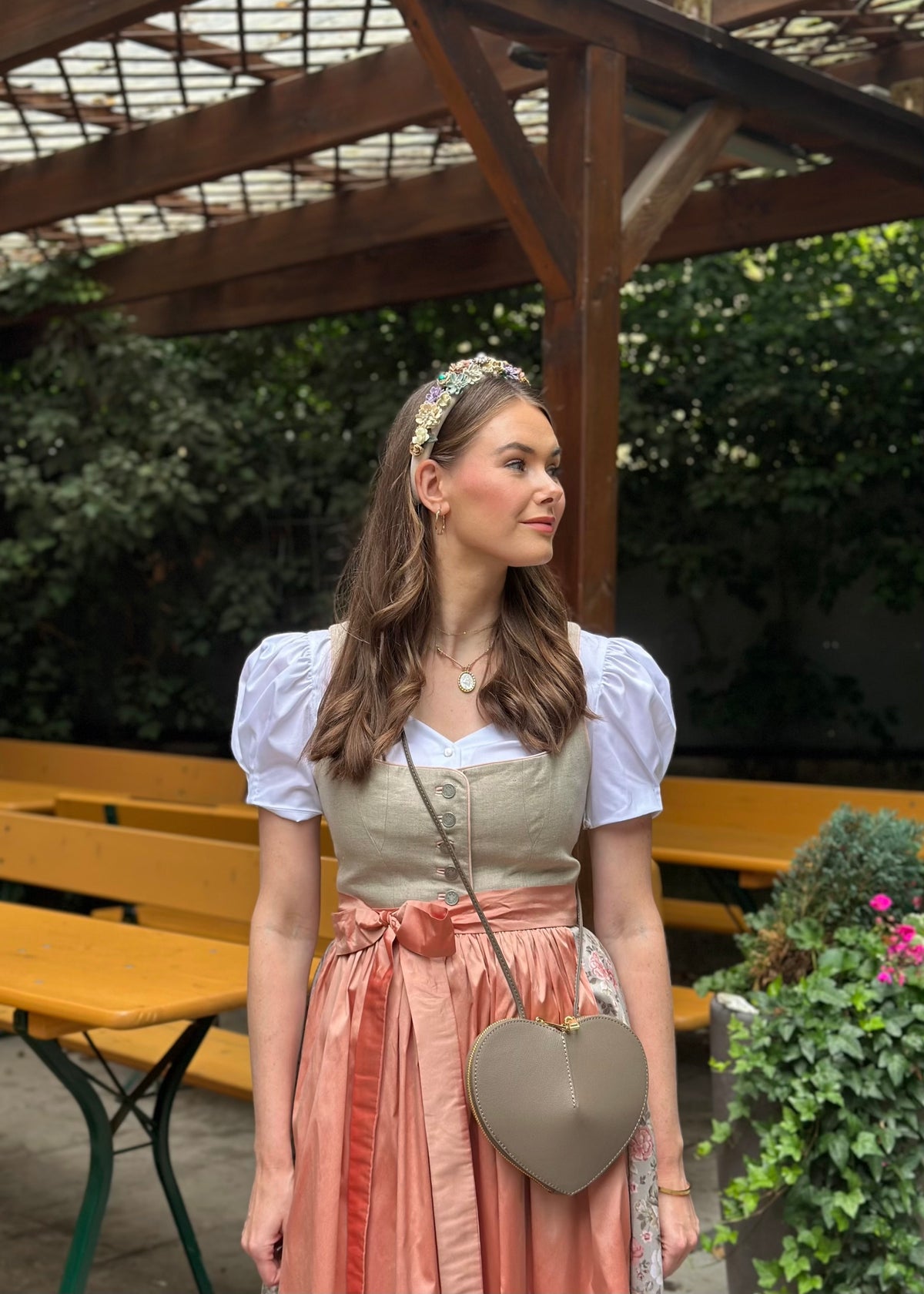 Haarreif mit Blumen &#39;Creme&#39;