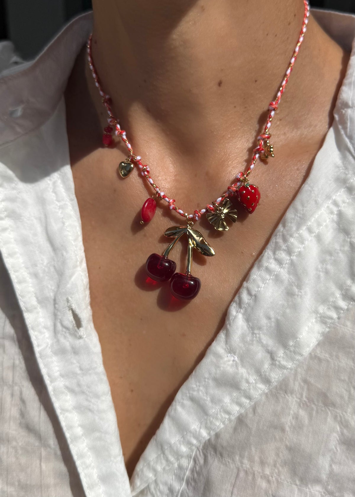 Kette mit Textilband &#39;Kirsche&#39;