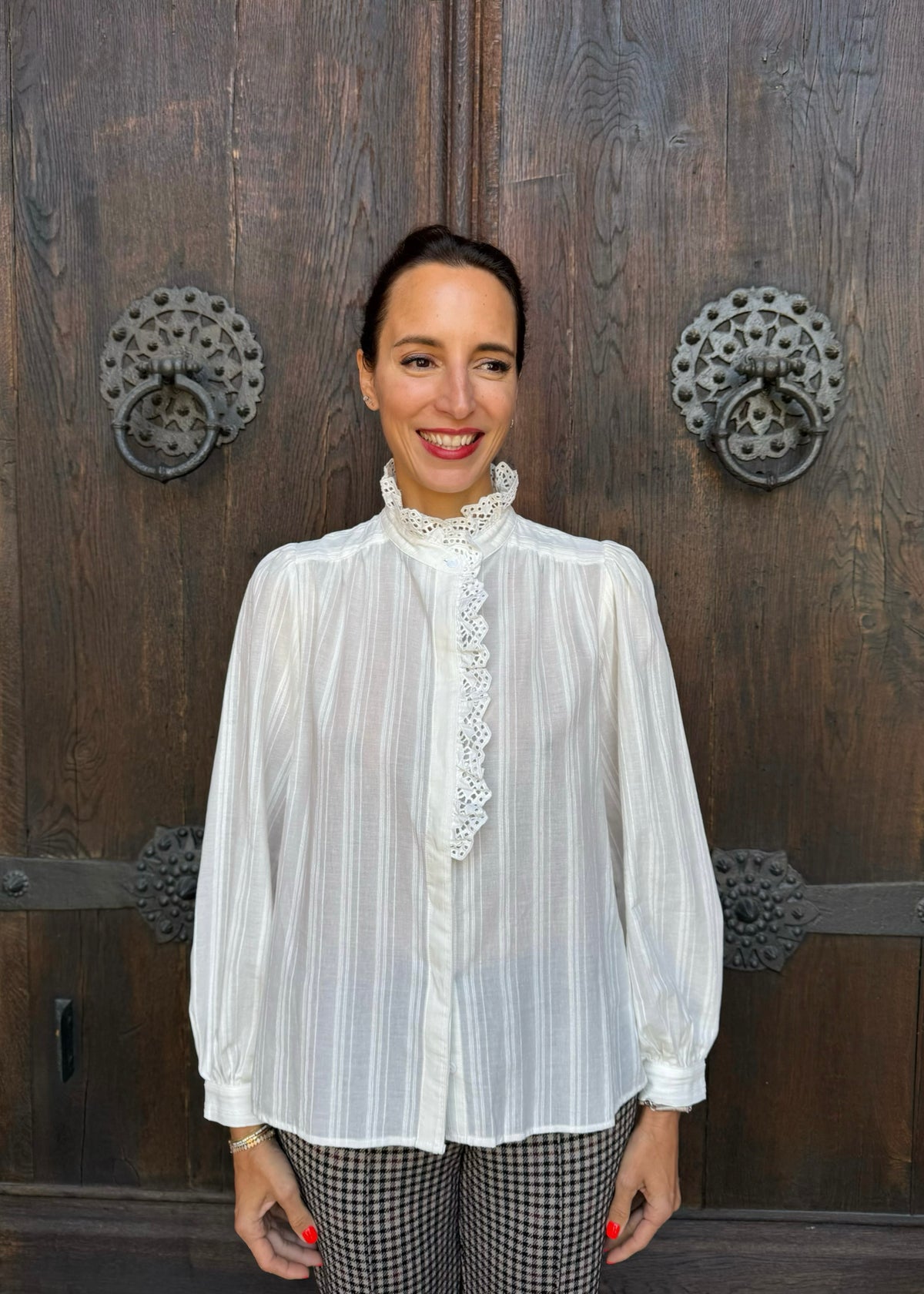 Bluse mit Sangallo-Spitze
