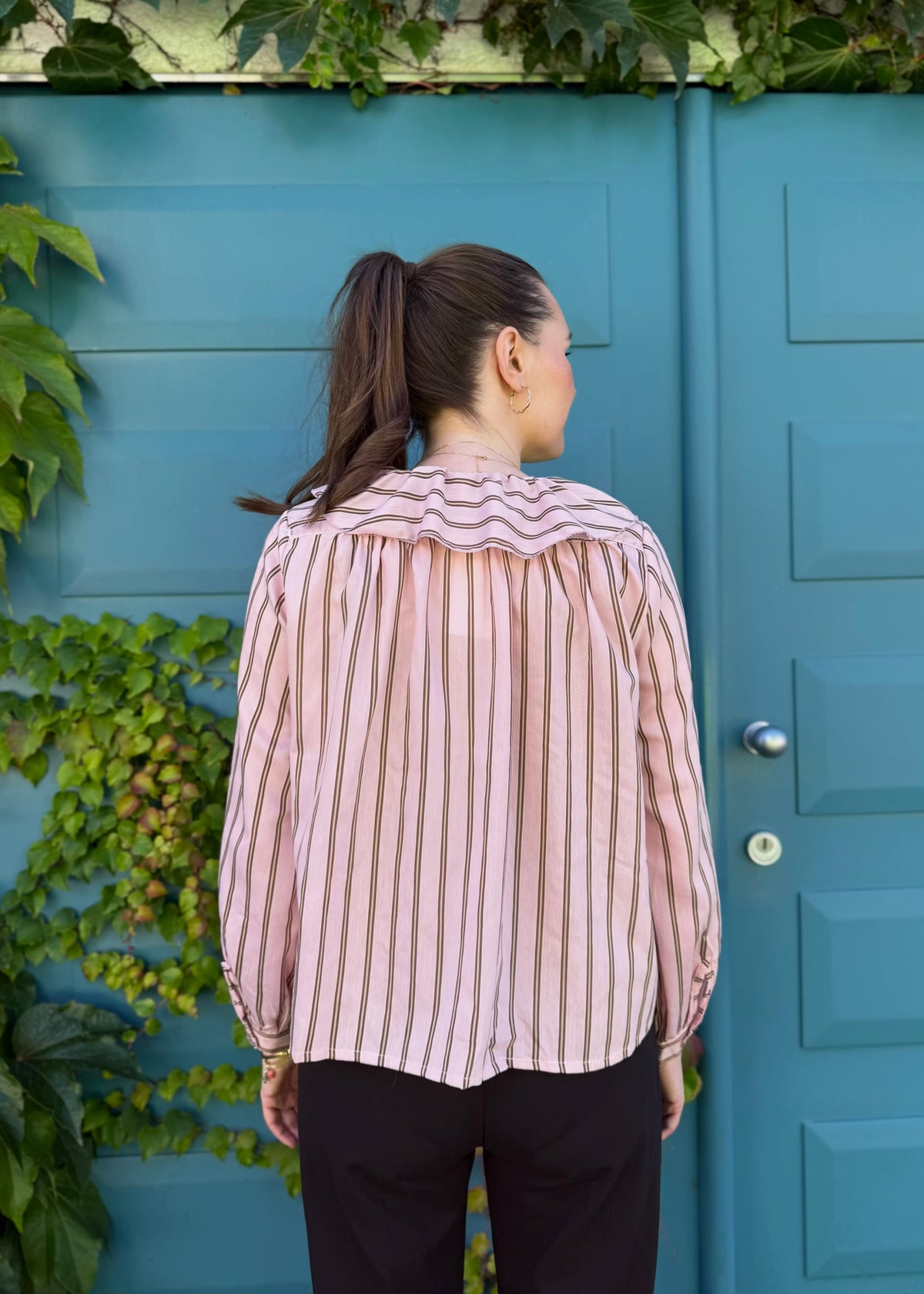 Bluse mit Volant &#39;Rosé&#39;