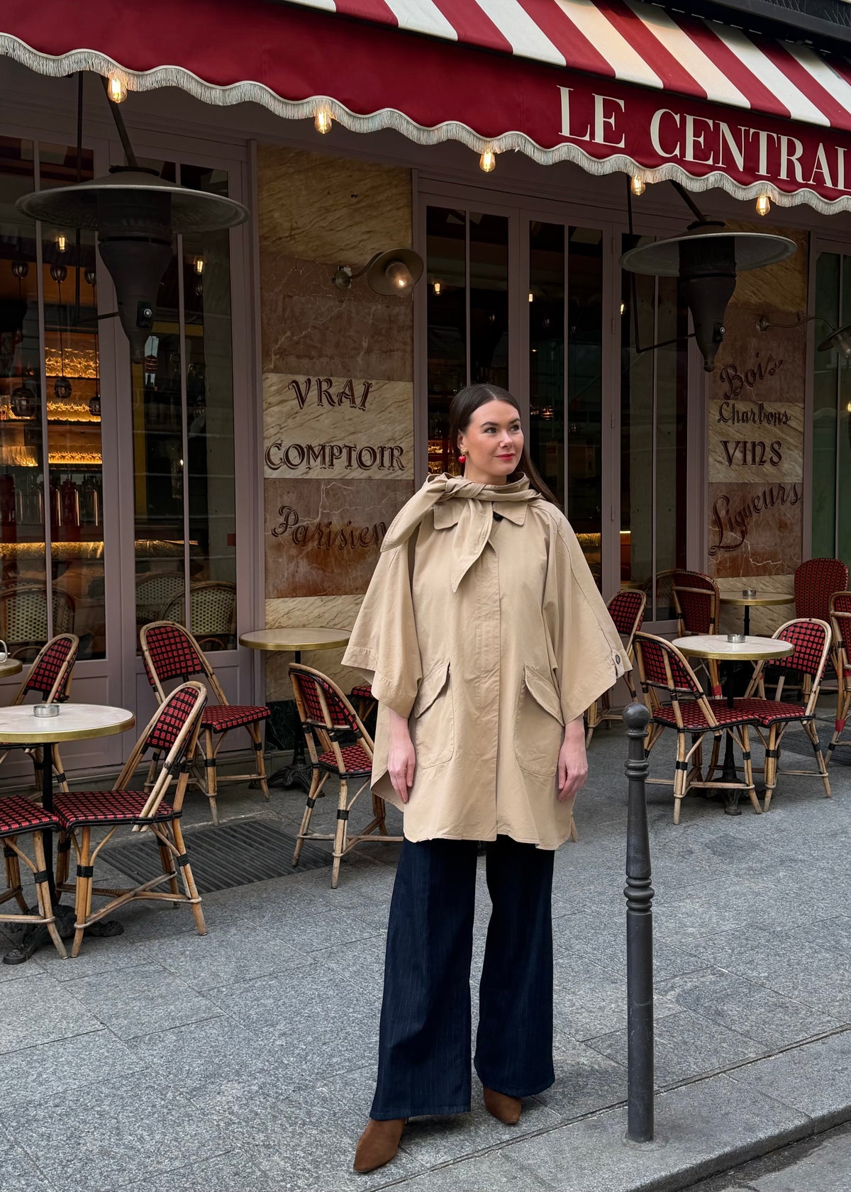 Klassisches Cape mit Kapuze 'Beige'