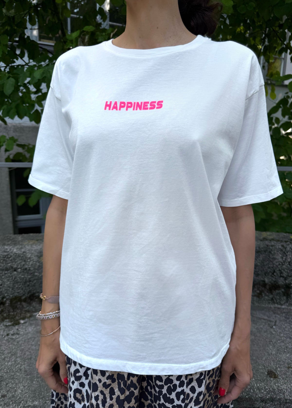 T-Shirt &#39;Happiness&#39; Weiß