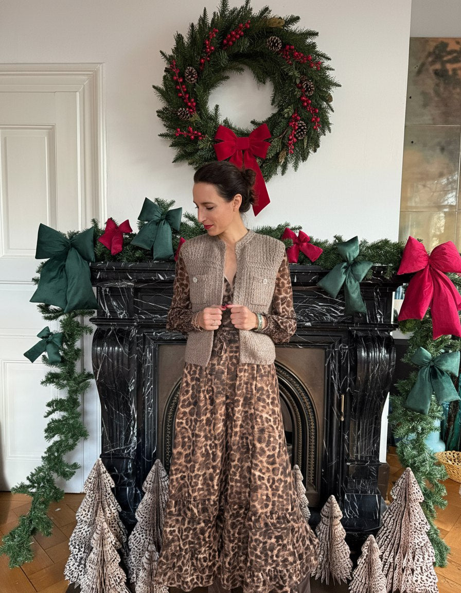 Strickweste mit Schmuckknöpfen 'Hell-Khaki'