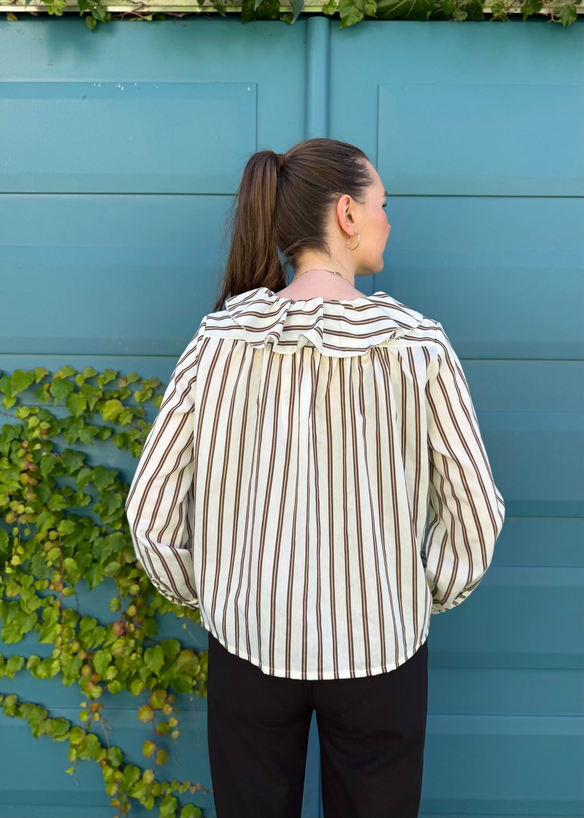 Bluse mit Volant &#39;Creme&#39;
