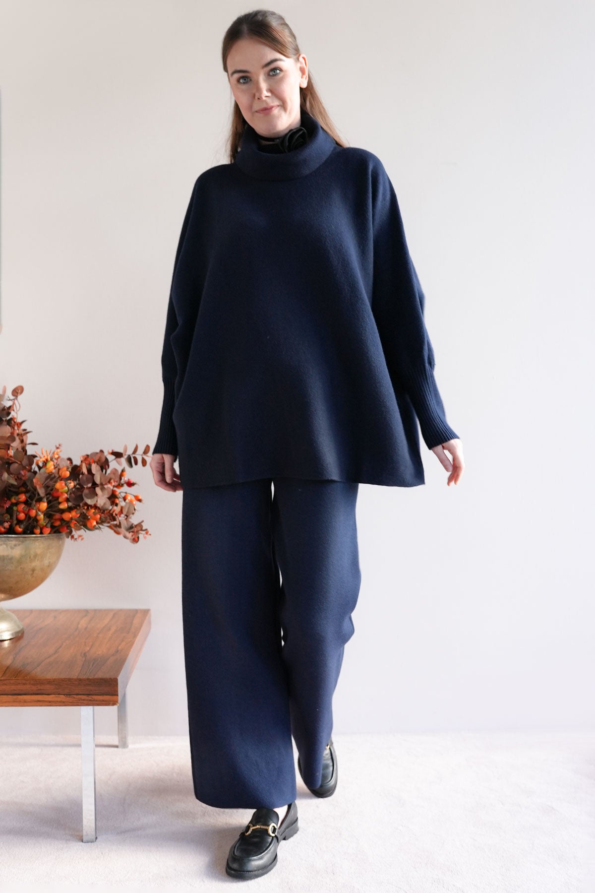 Oversize Pullover aus Viskose-Knit Navy
