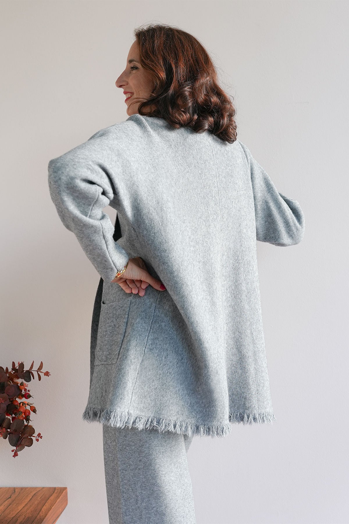 Strickjacke aus Viskose-Knit Grau