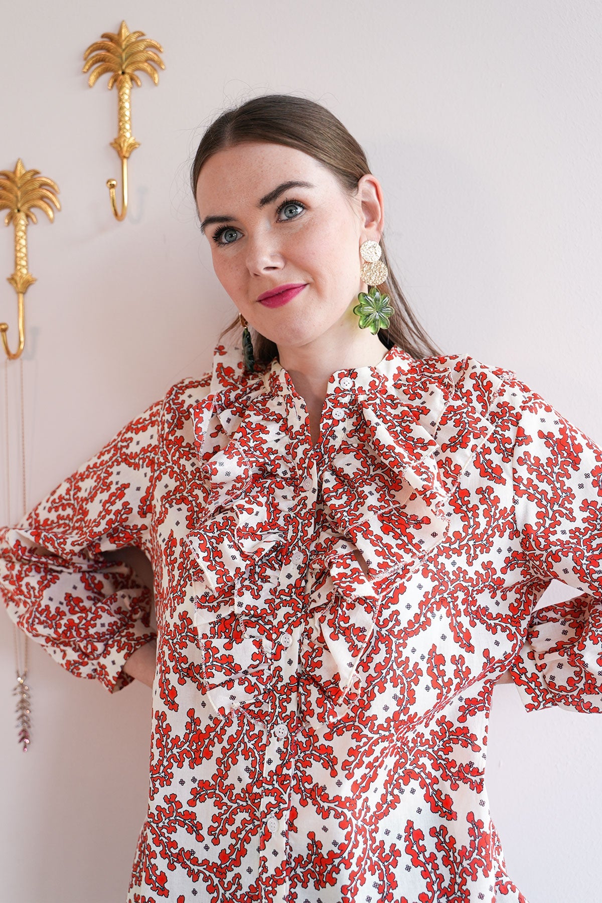 Charmante Rüschenbluse mit üppigen Volants made in Italy