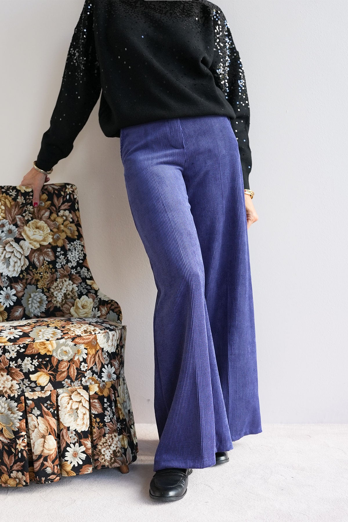 Weiche Cordhose mit weitem Bein