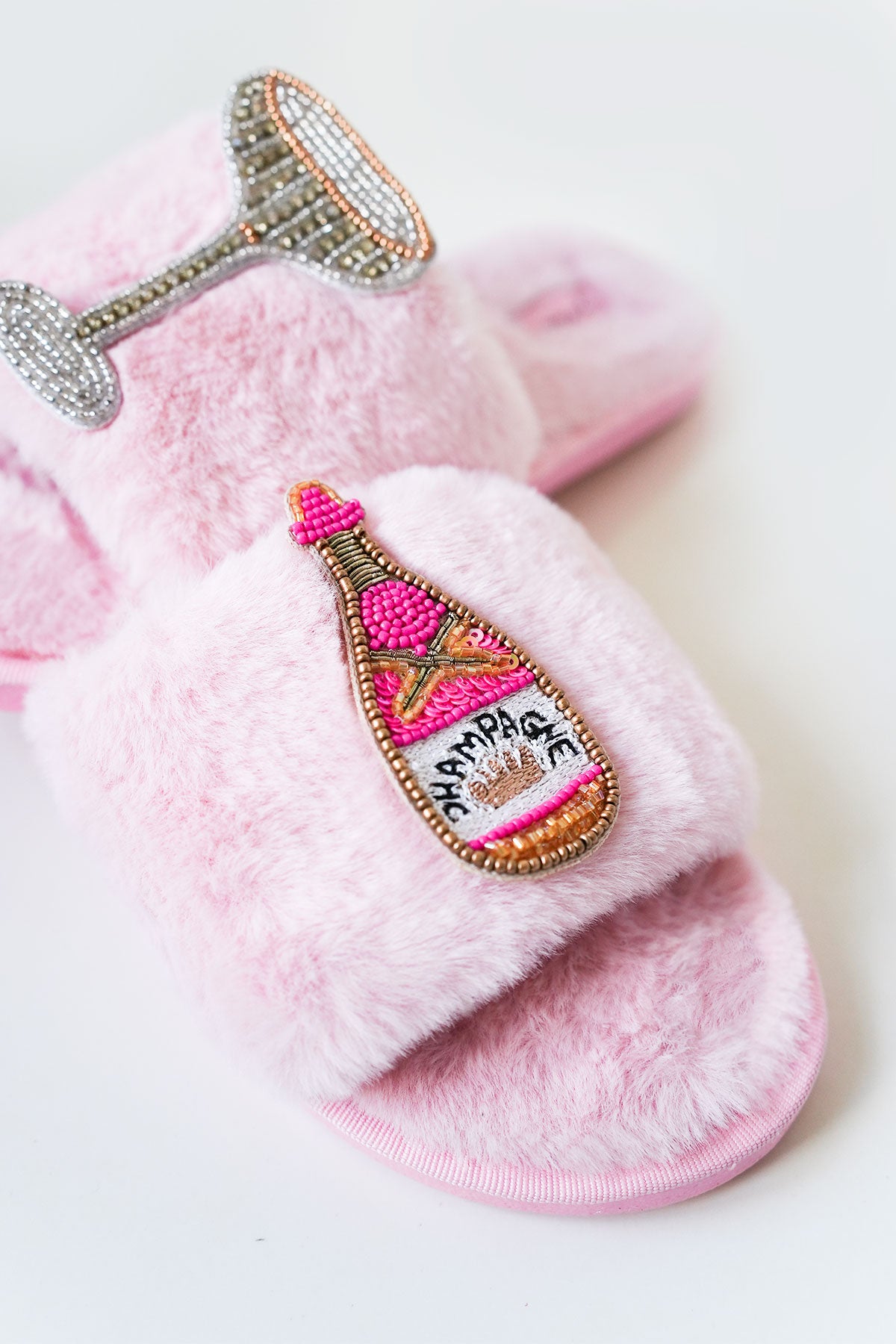 Slipper-Broschen House Party