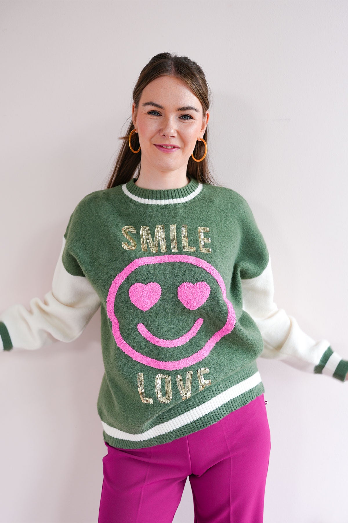 Strickpullover mit grossem Smiley und Glitzer-Pailletten