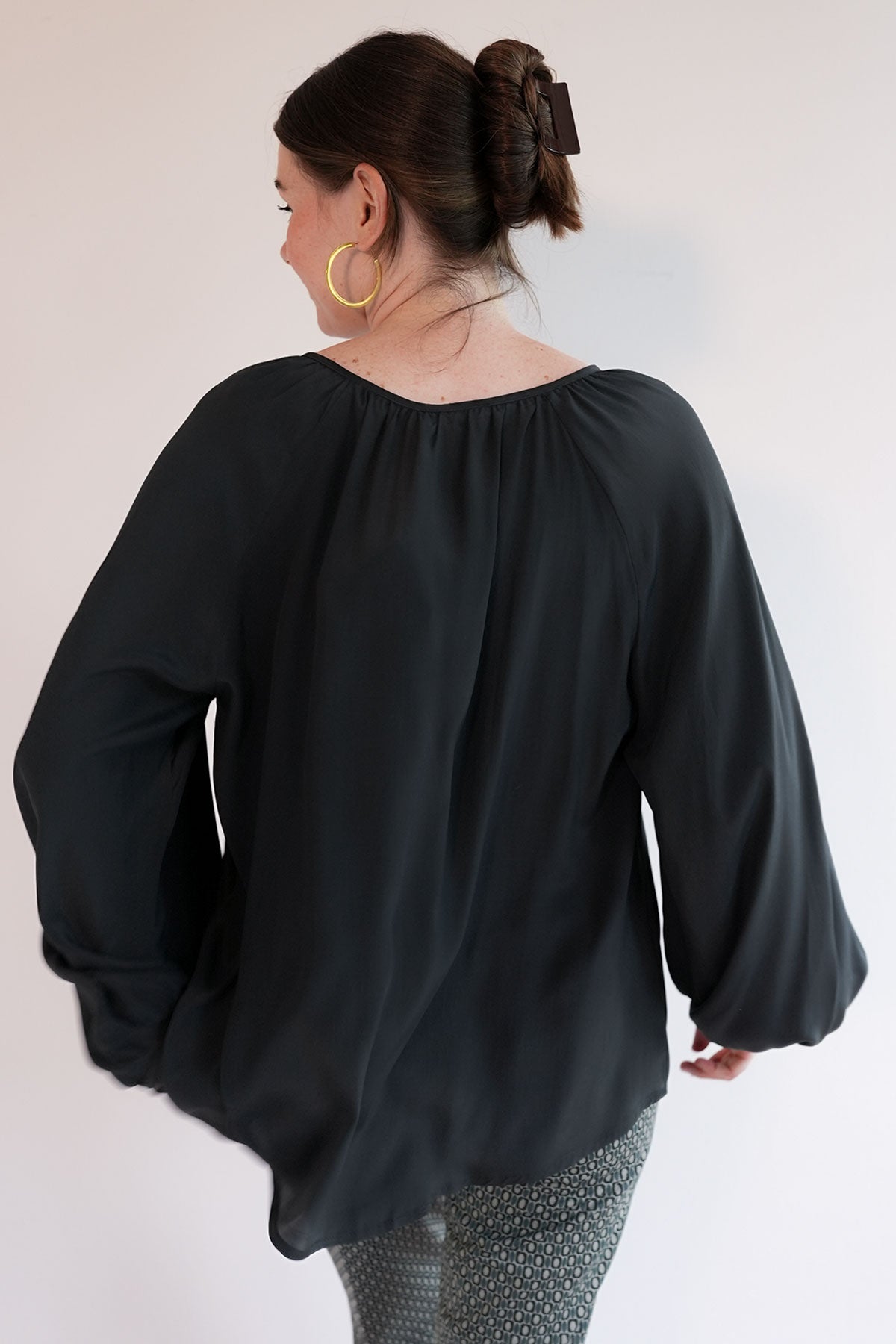 Edle Ballonarm-Bluse aus Seidenmix