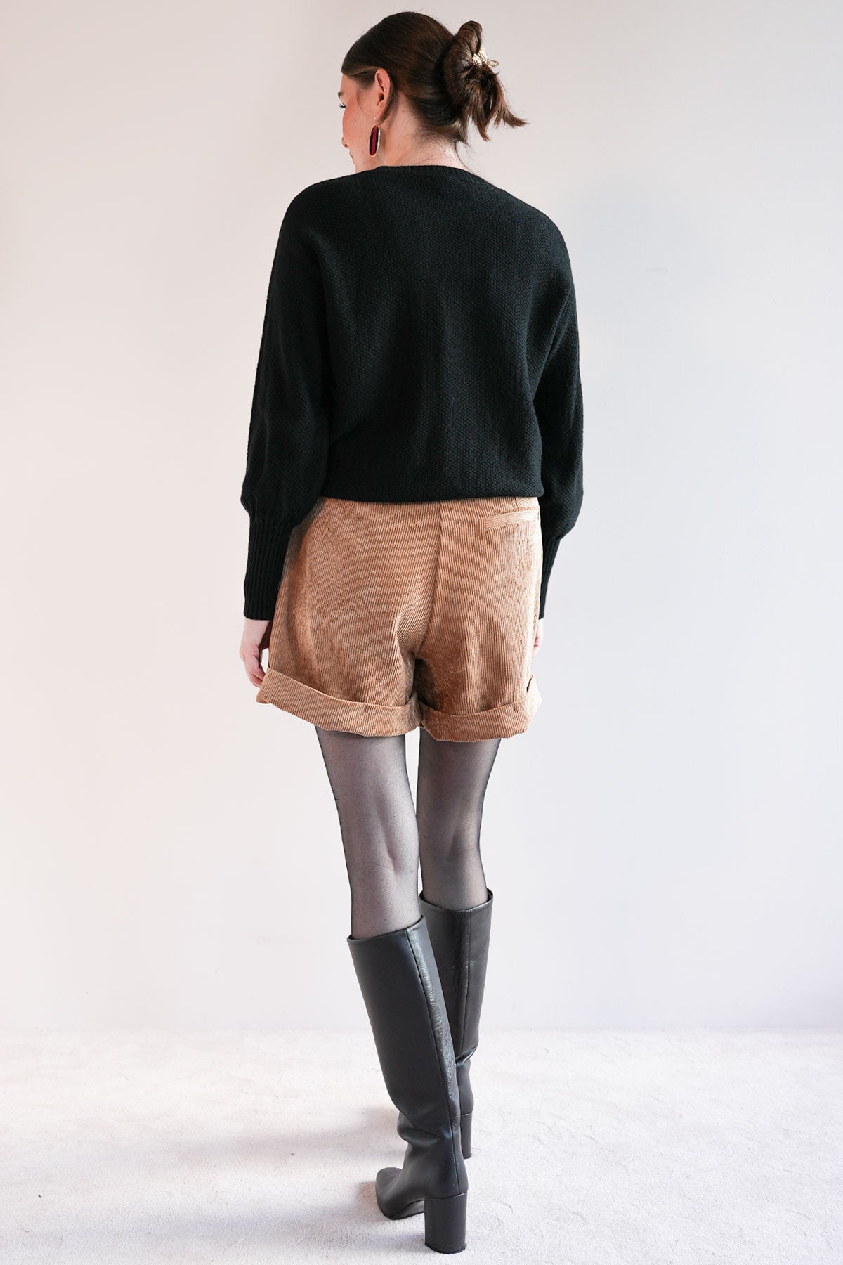 Paperbag Short in Breitcord