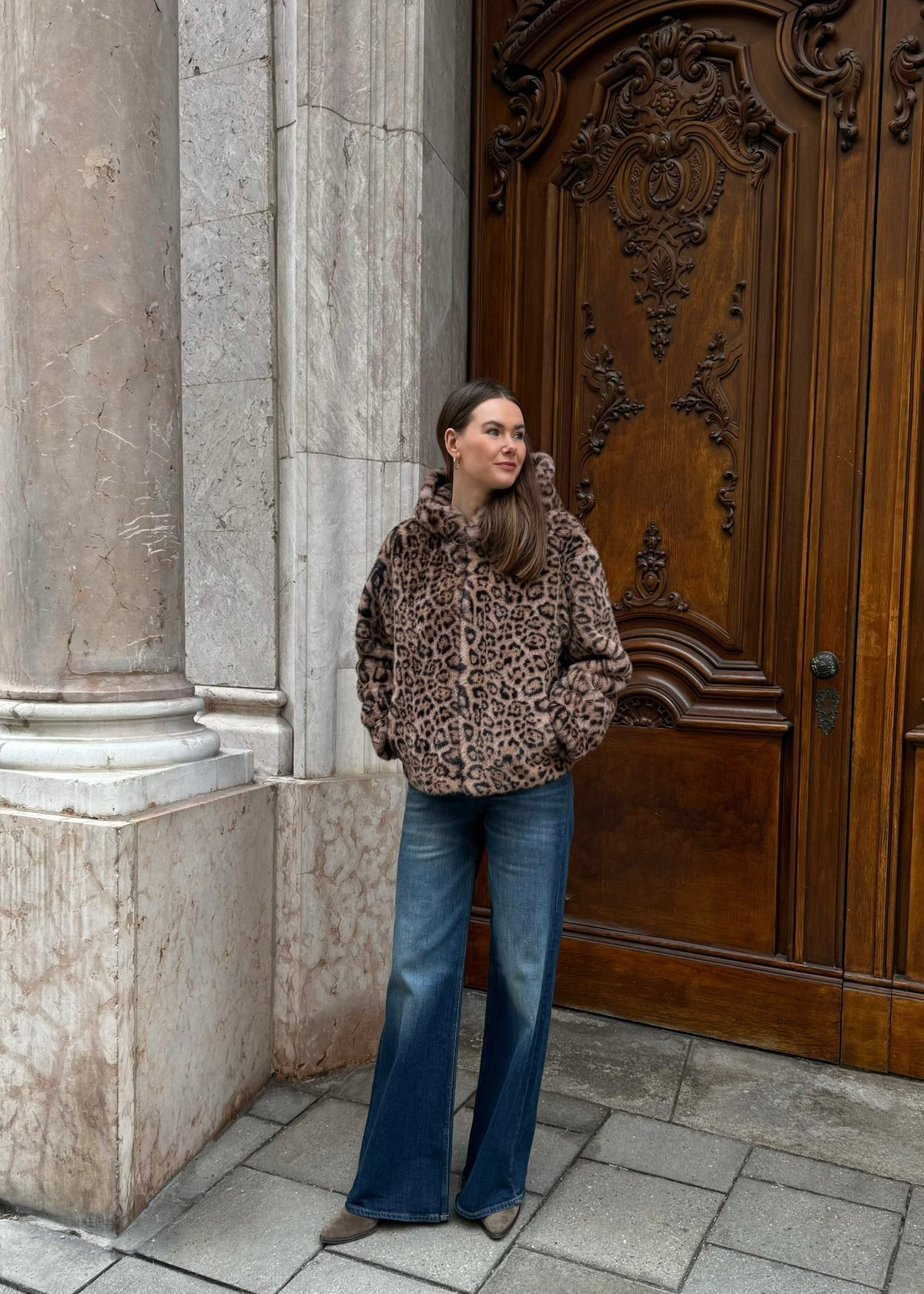 Kapuzenjacke aus Fake-Fur &#39;Leo&#39;