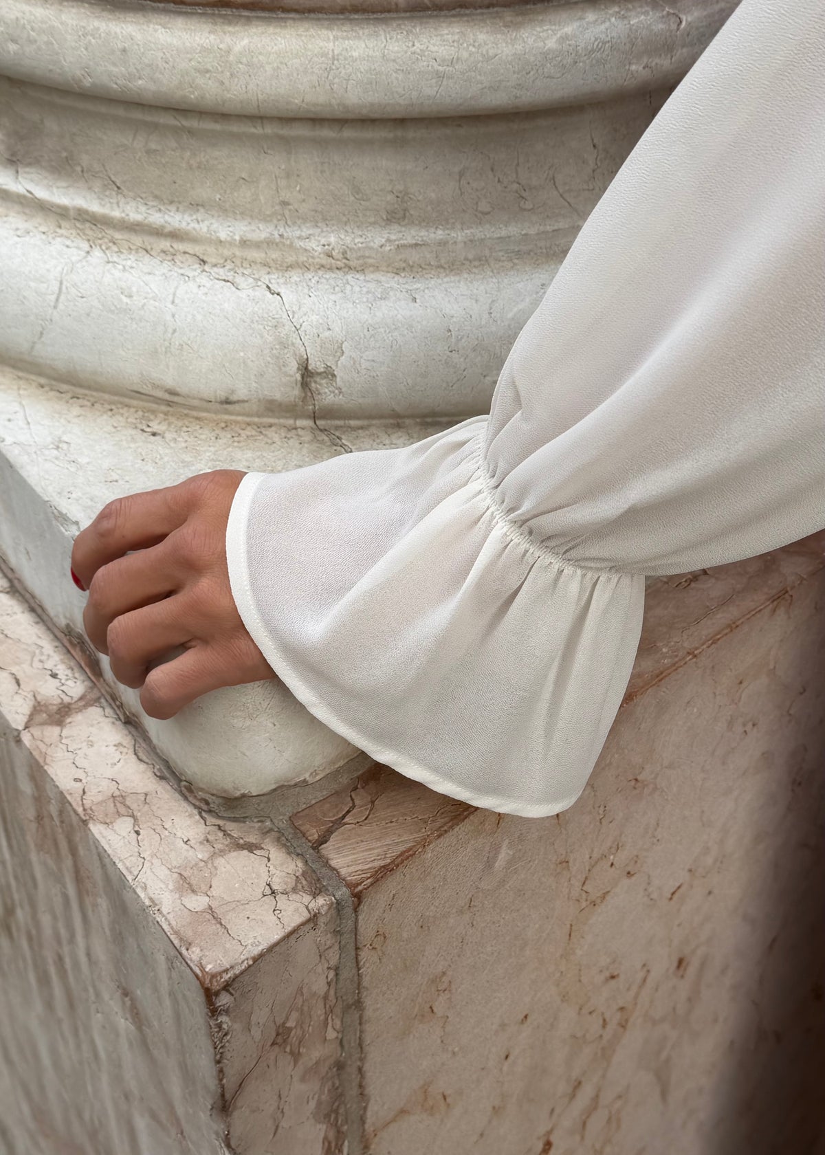 Chiffon Bluse mit Schluppe 'Offwhite'