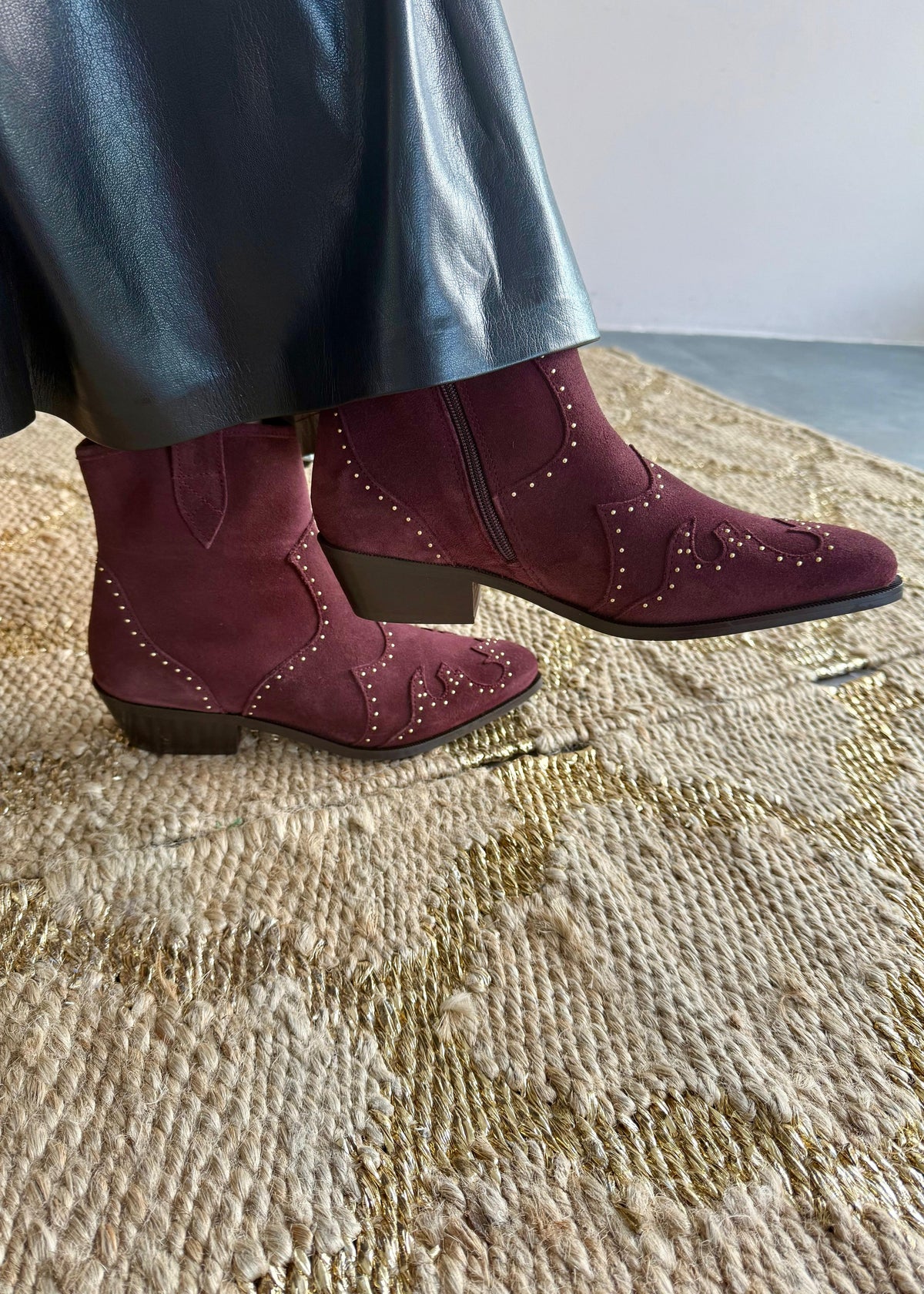 Cowboy Boots mit Nieten