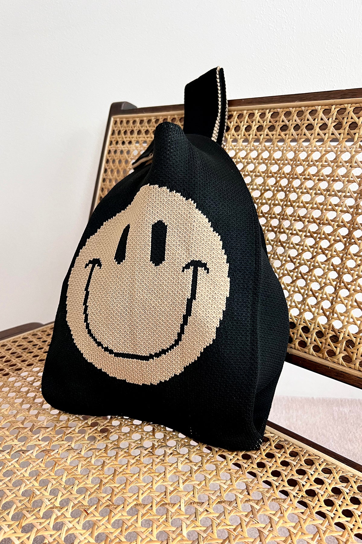 Strickbeutel Smiley aus Kunstfaser schwarz
