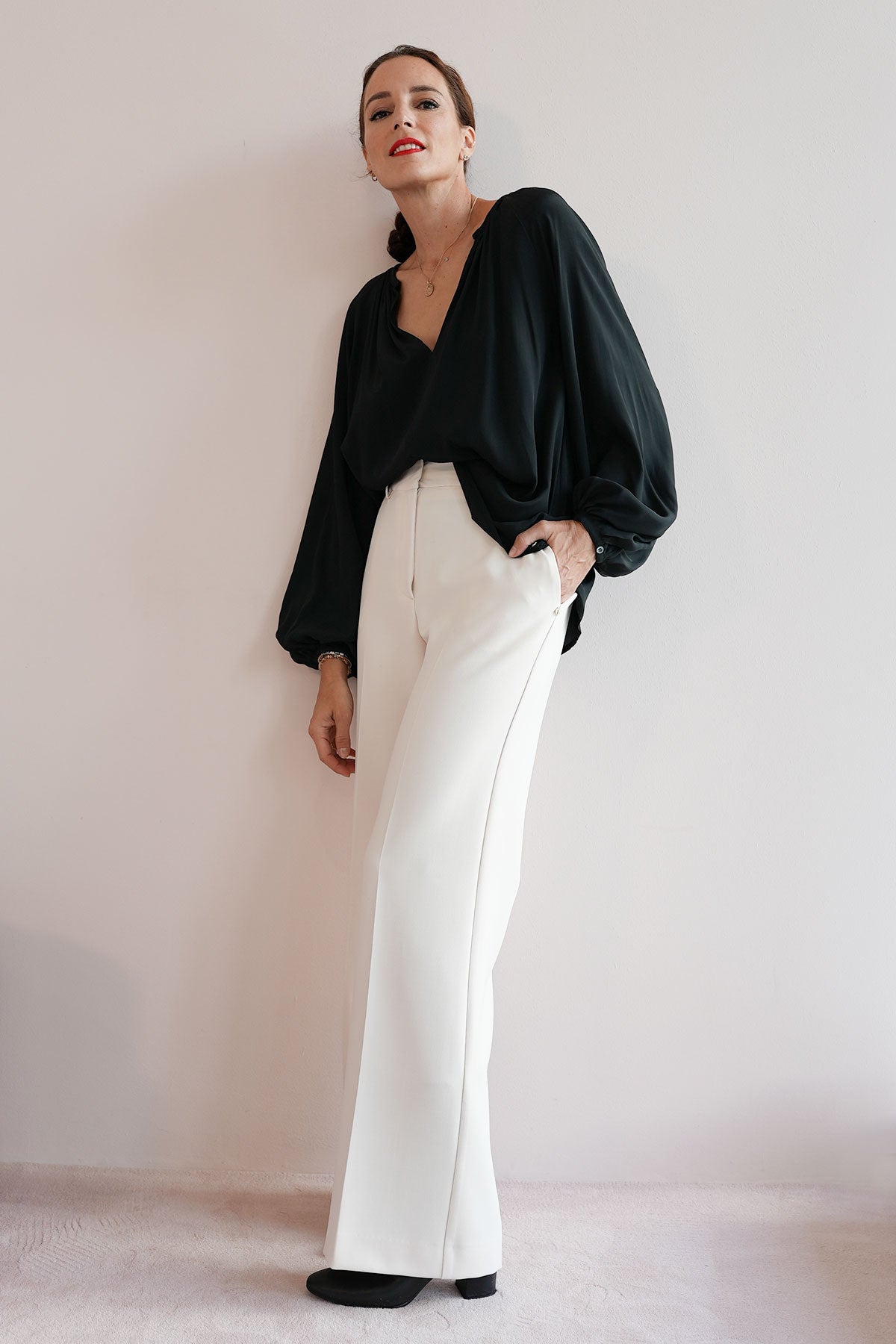 Elegante Hose mit weitem Bein aus Viskose Mix