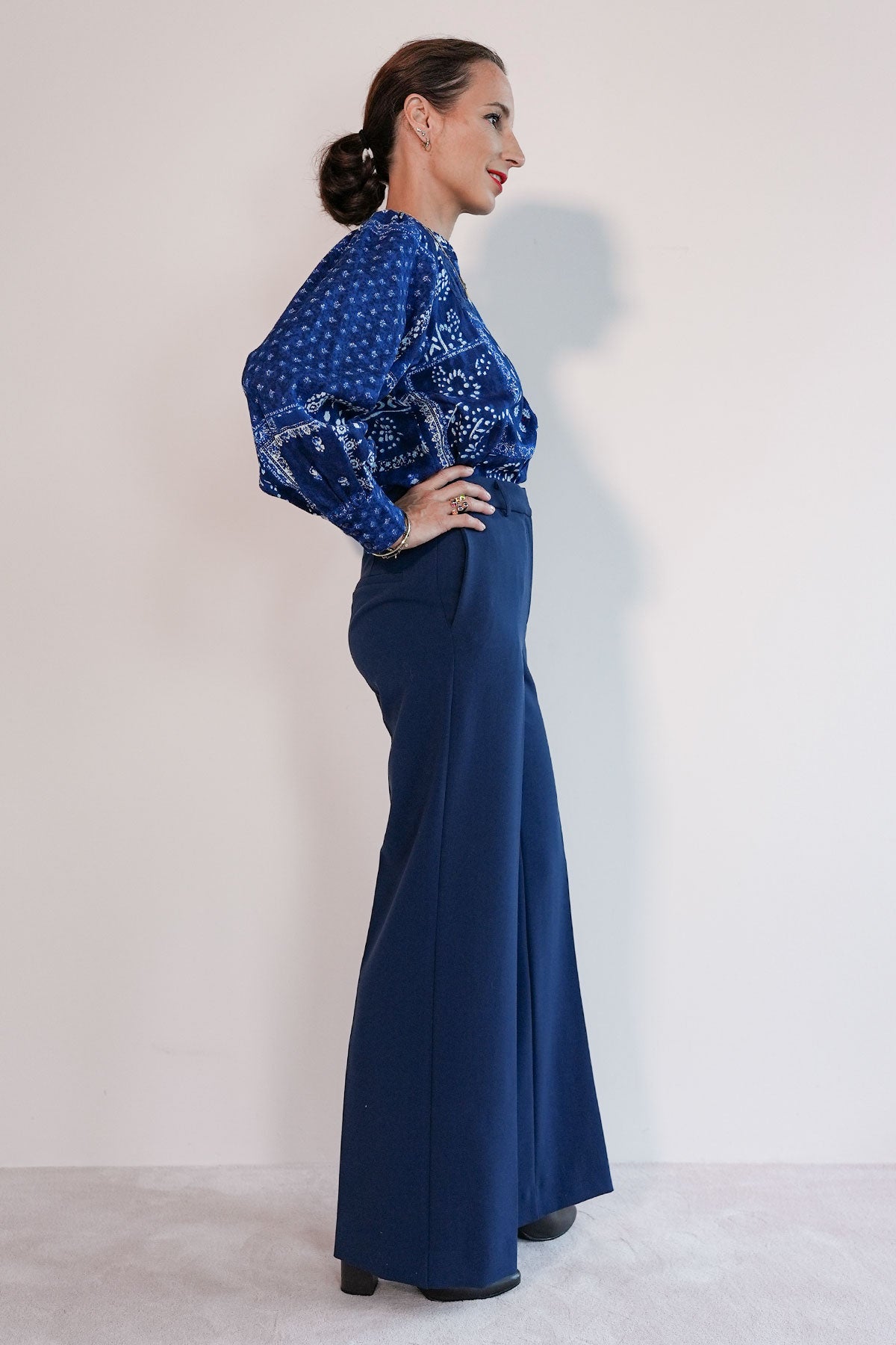 Elegante Hose mit weitem Bein