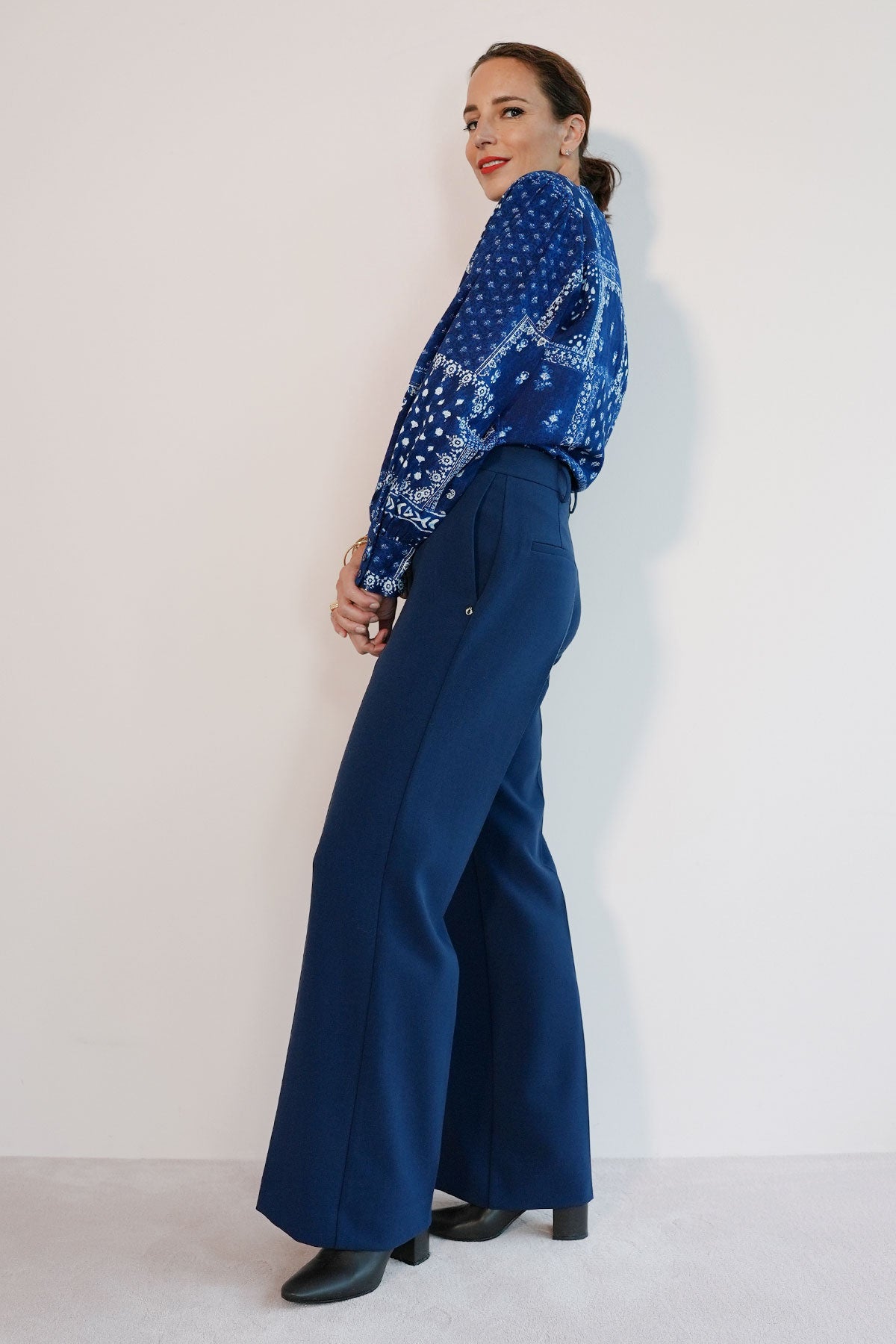 Elegante Hose mit weitem Bein